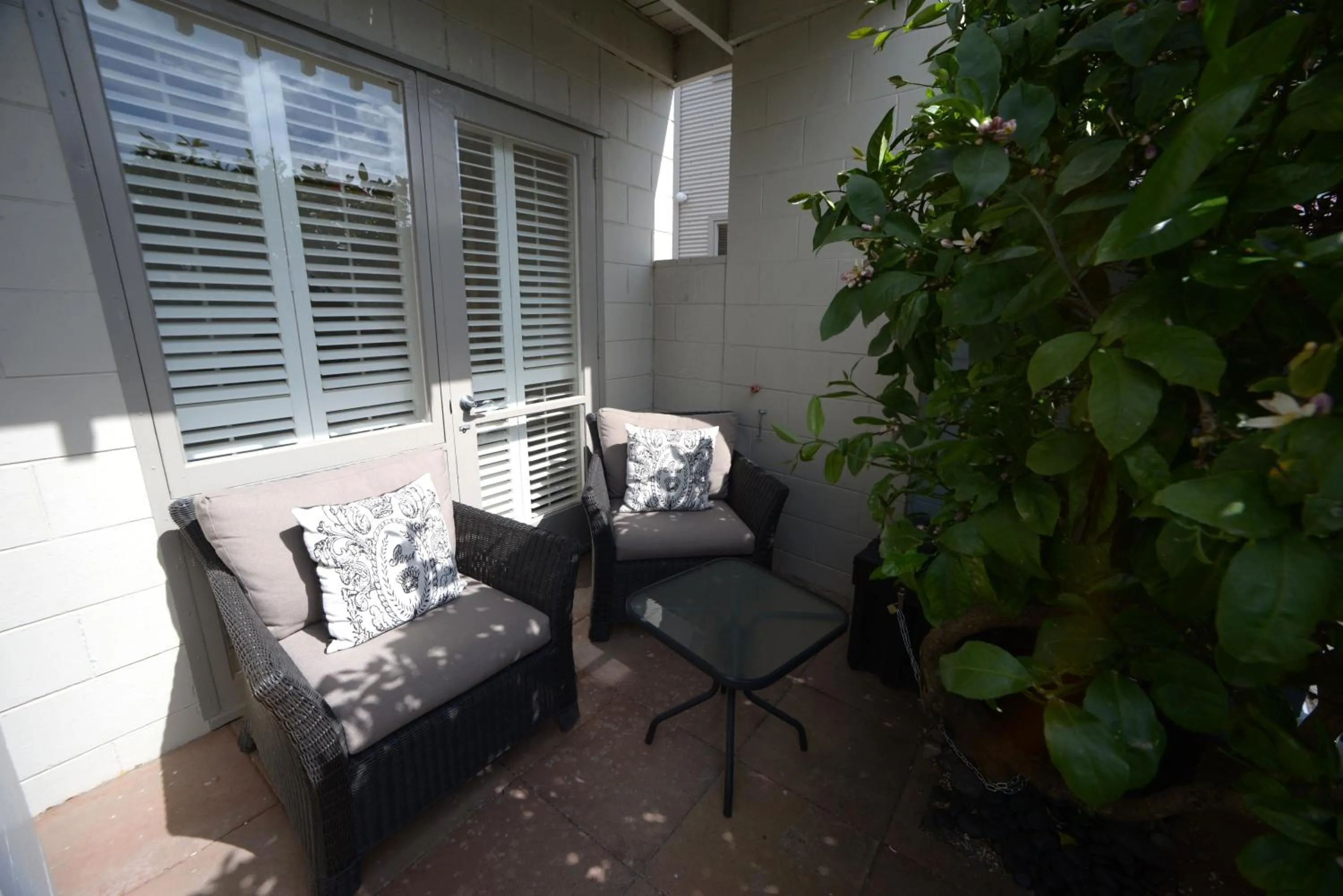 Patio in Akaroa Village Inn