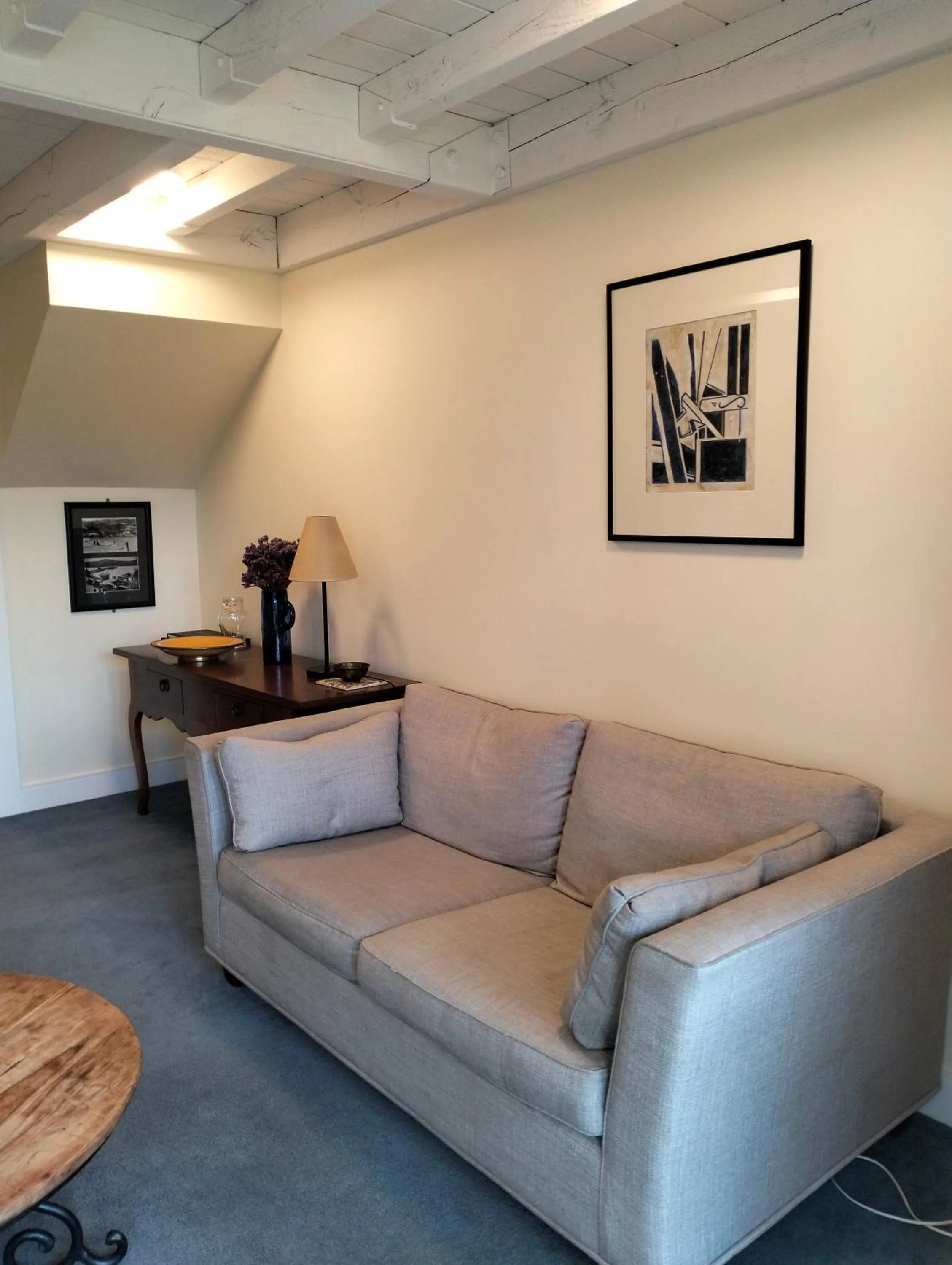 Living room in Akaroa Village Inn