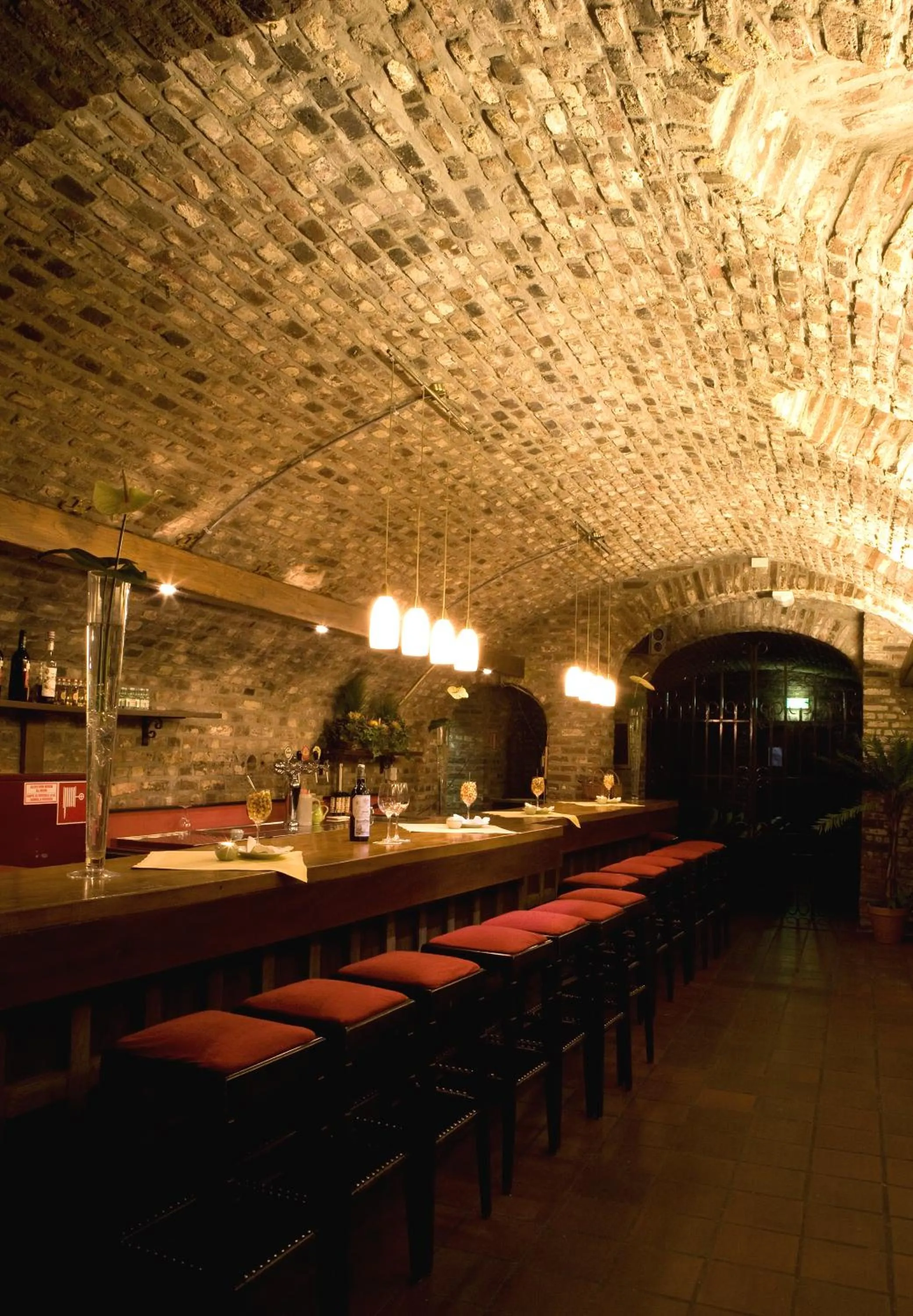 Lounge or bar in Fletcher Hotel La Ville Blanche