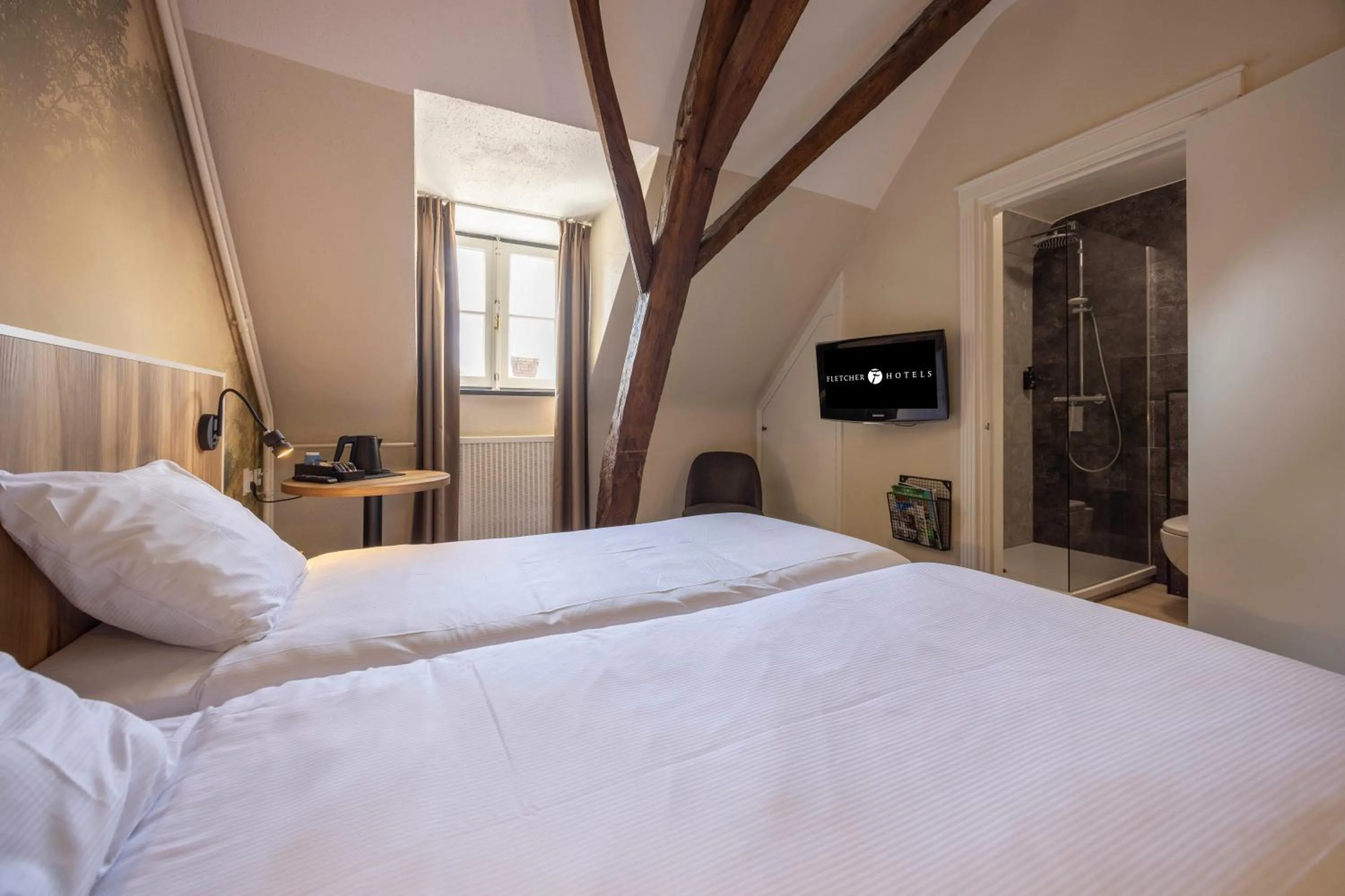 Bedroom, Bed in Fletcher Hotel La Ville Blanche