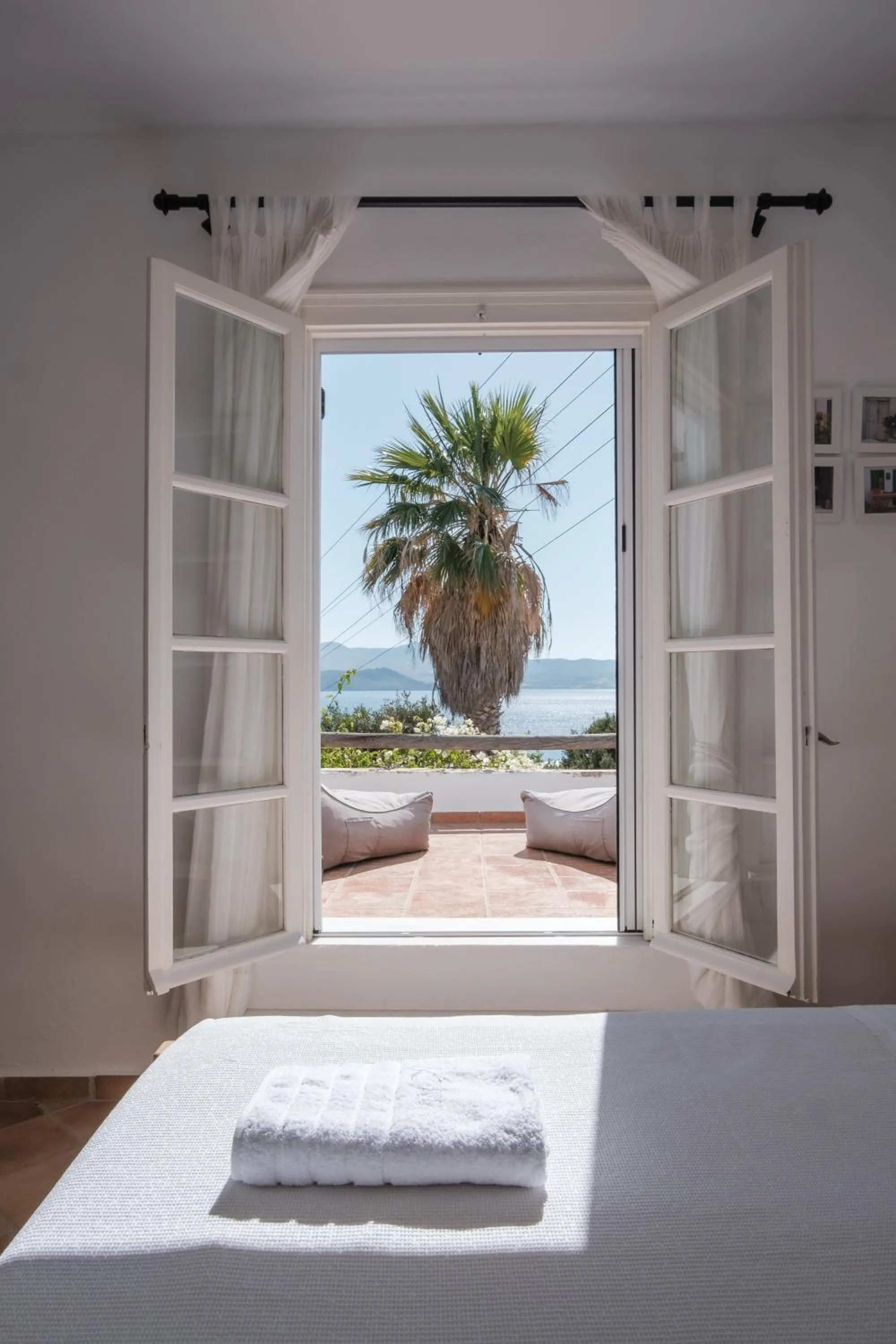 Bed in Kavos Hotel Naxos