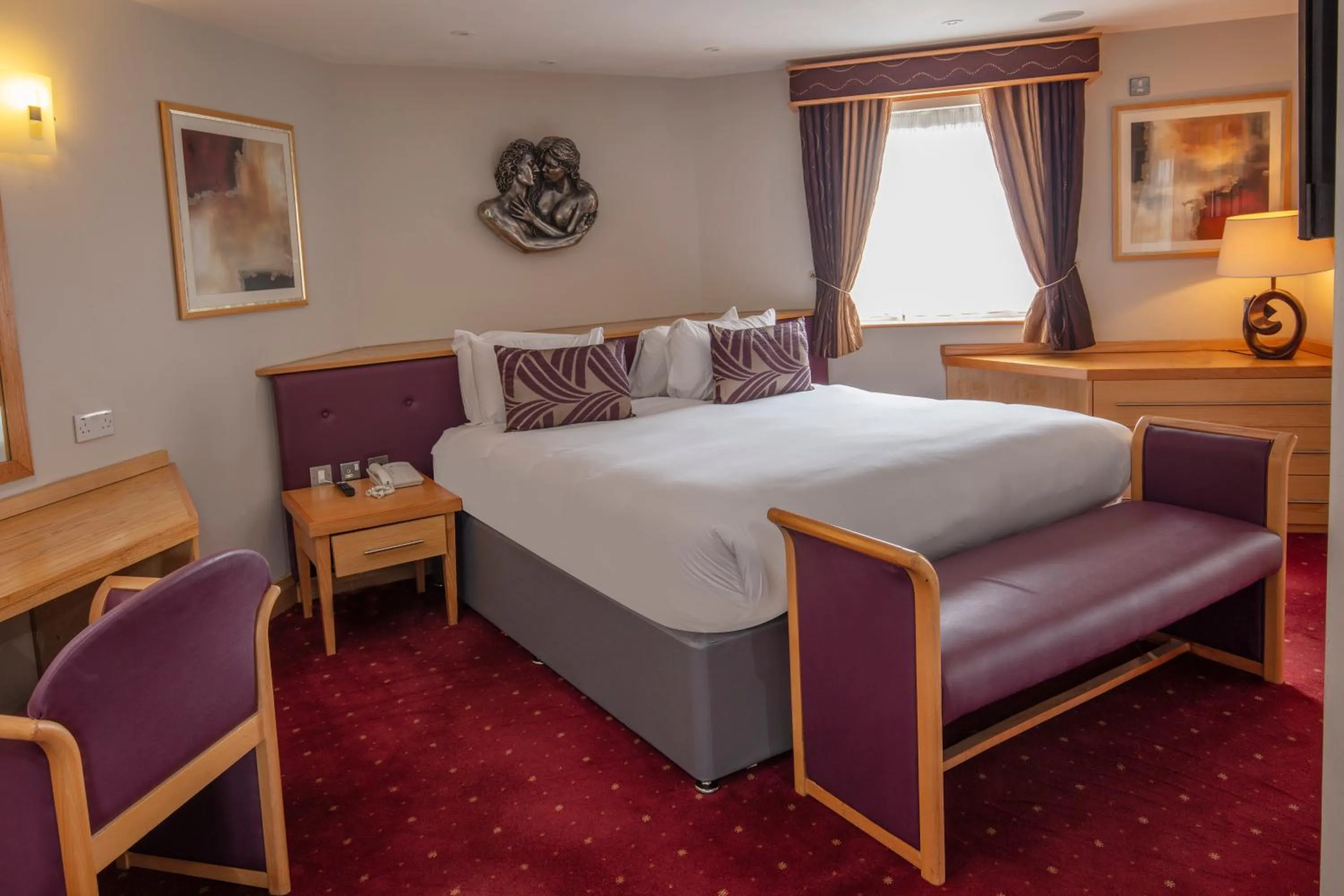 Bed in Best Western Premier Knowsley Suites Hotel & Spa
