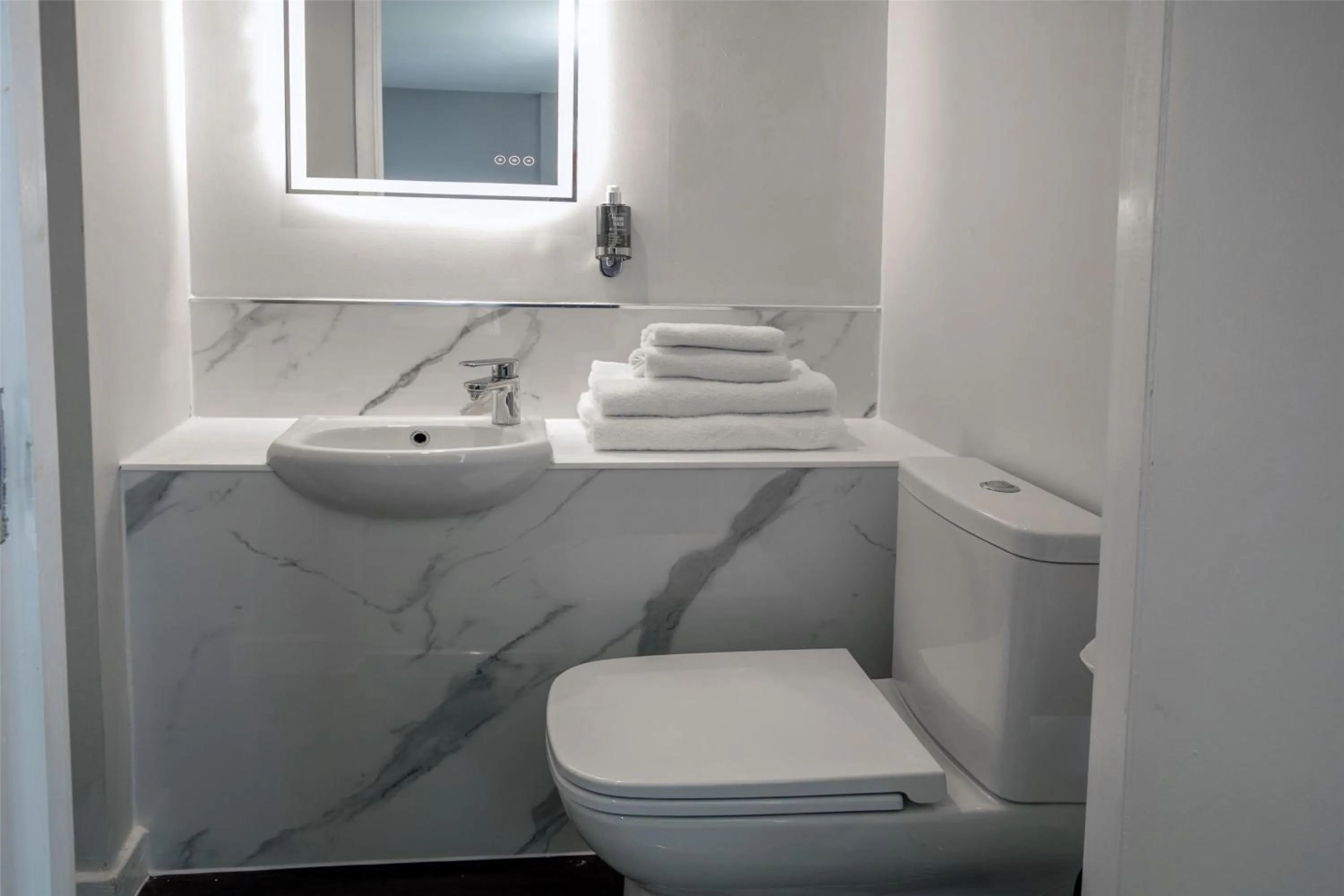 Bathroom in Best Western Premier Suites Hotel & Spa Liverpool-Knowsley