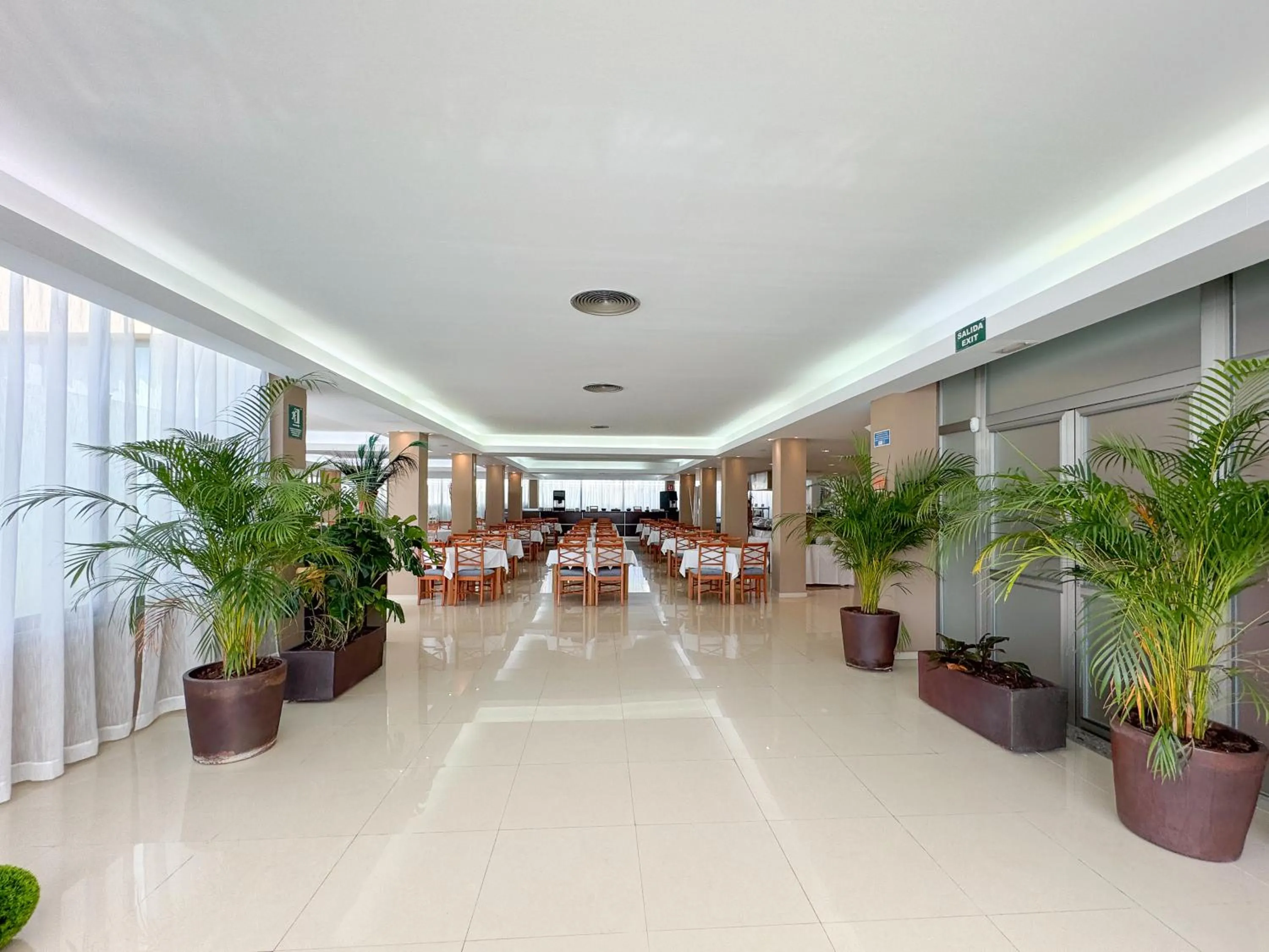 Restaurant/places to eat in Hotel Atlantic by Hoteles Centric