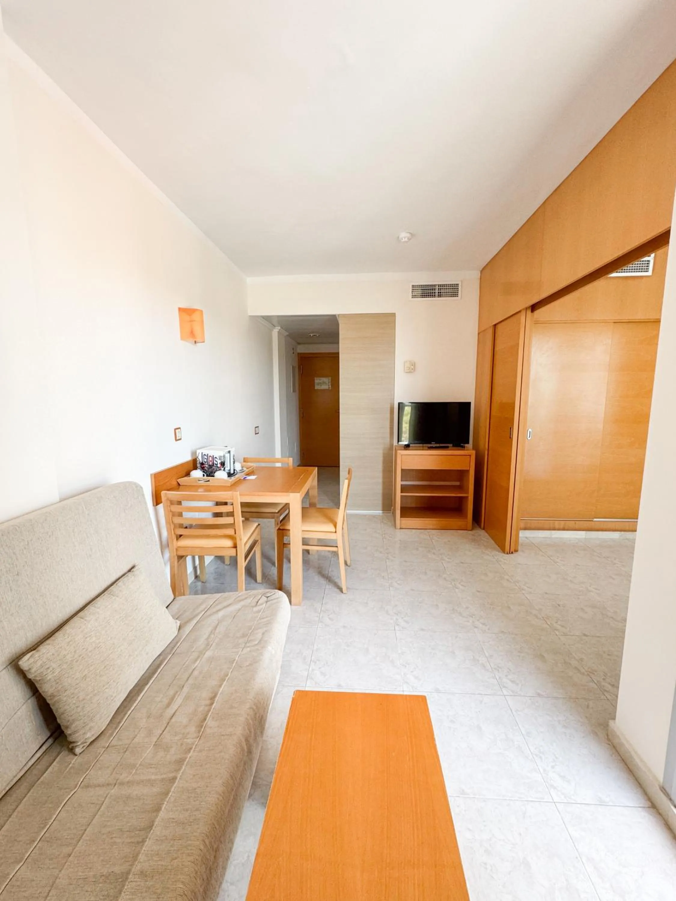 Living room in Hotel Atlantic by Hoteles Centric