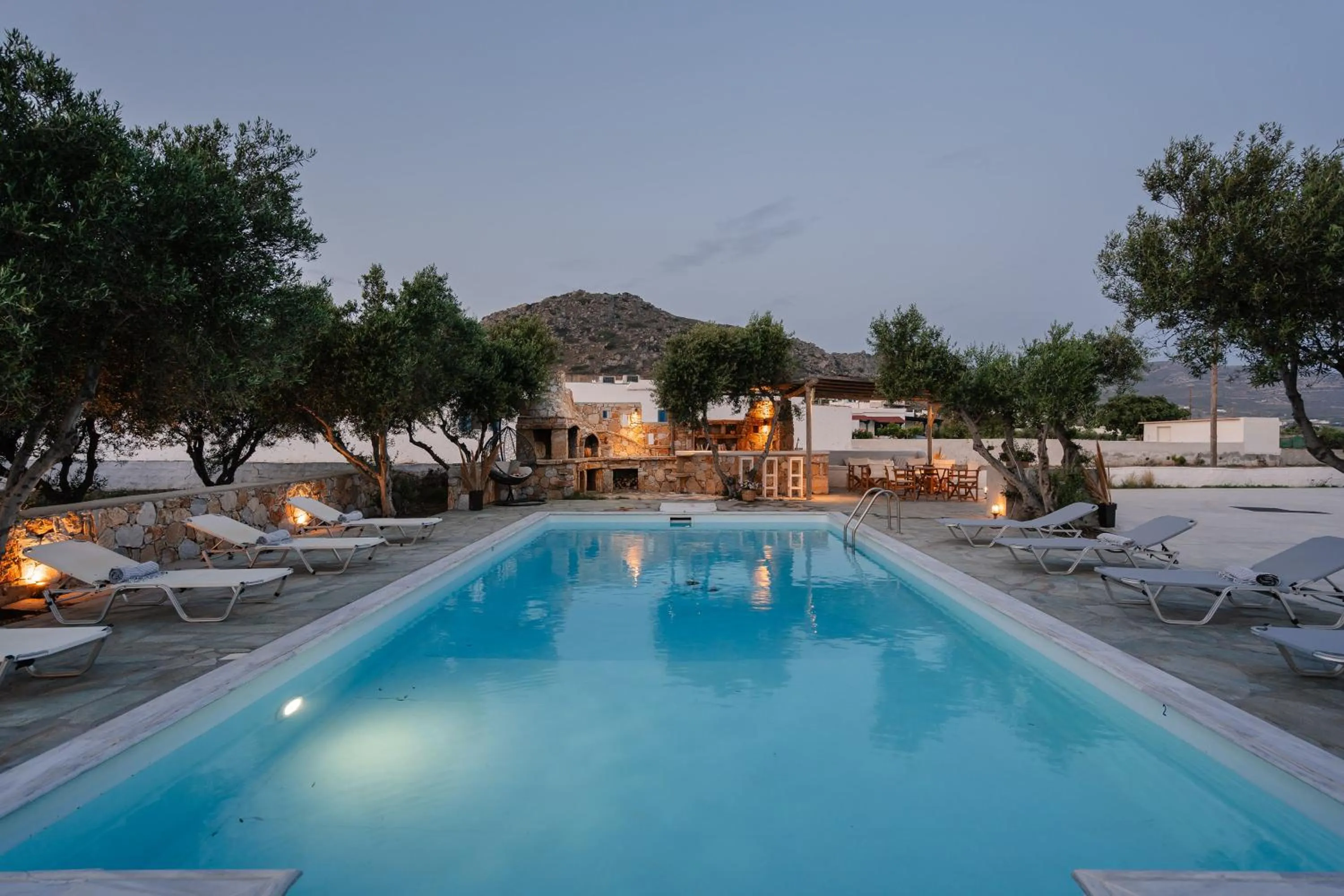 Mountain view in Diamantis Studios&Apartments