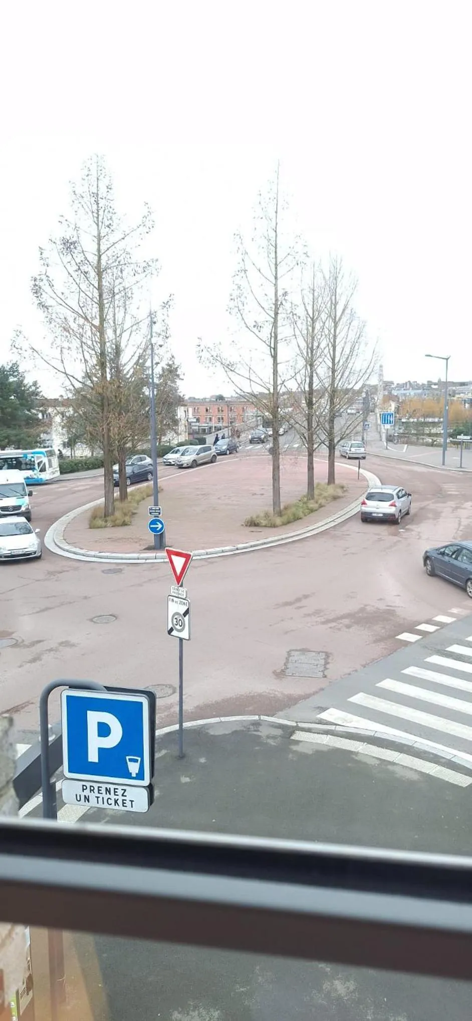 hôtel- restaurant le Saint Quentin