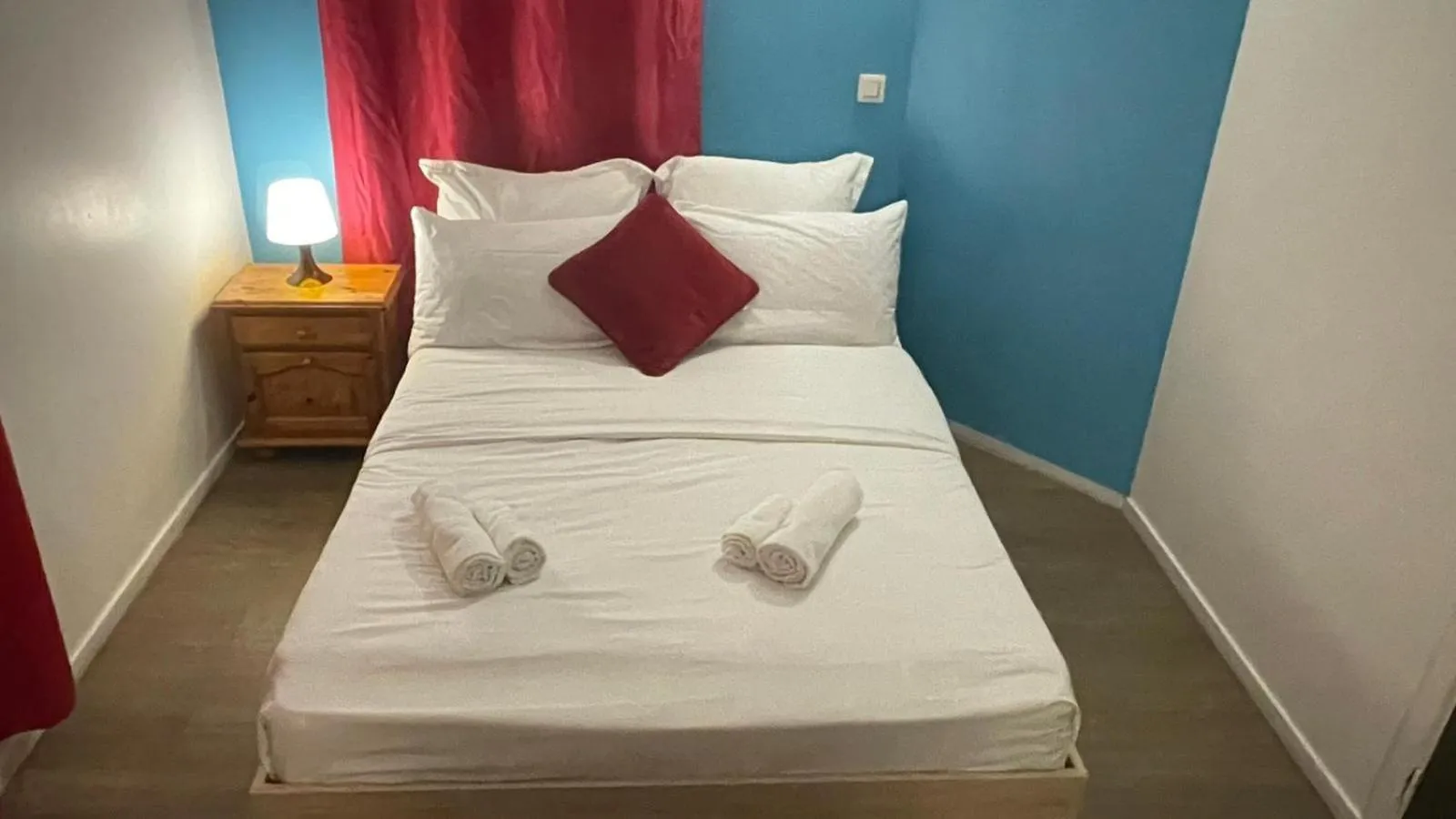 Bed in hôtel- restaurant le Saint Quentin