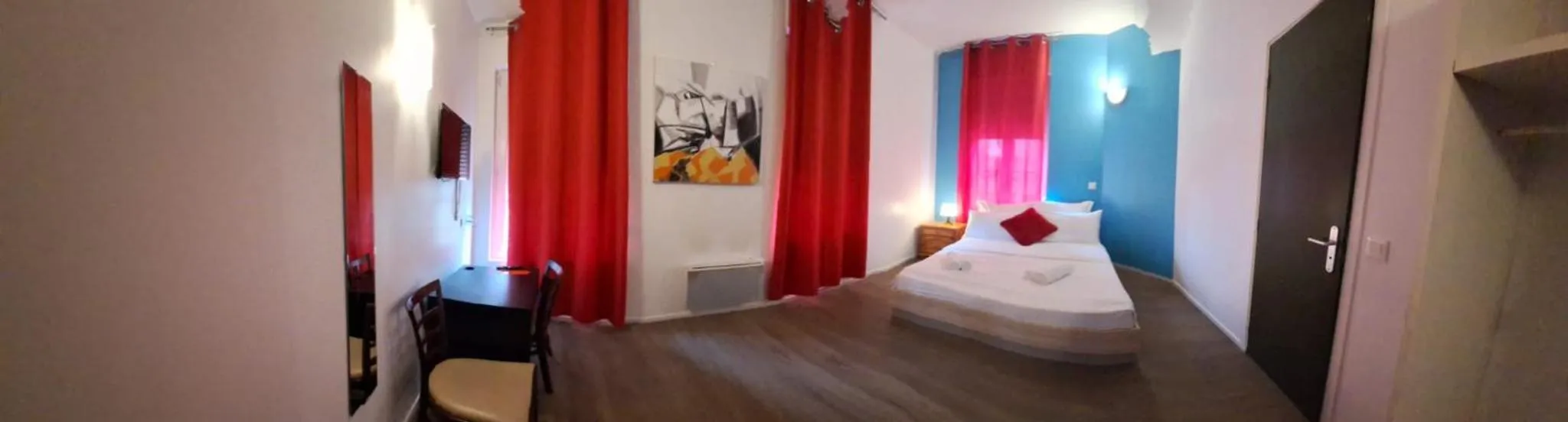 Bed in hôtel- restaurant le Saint Quentin