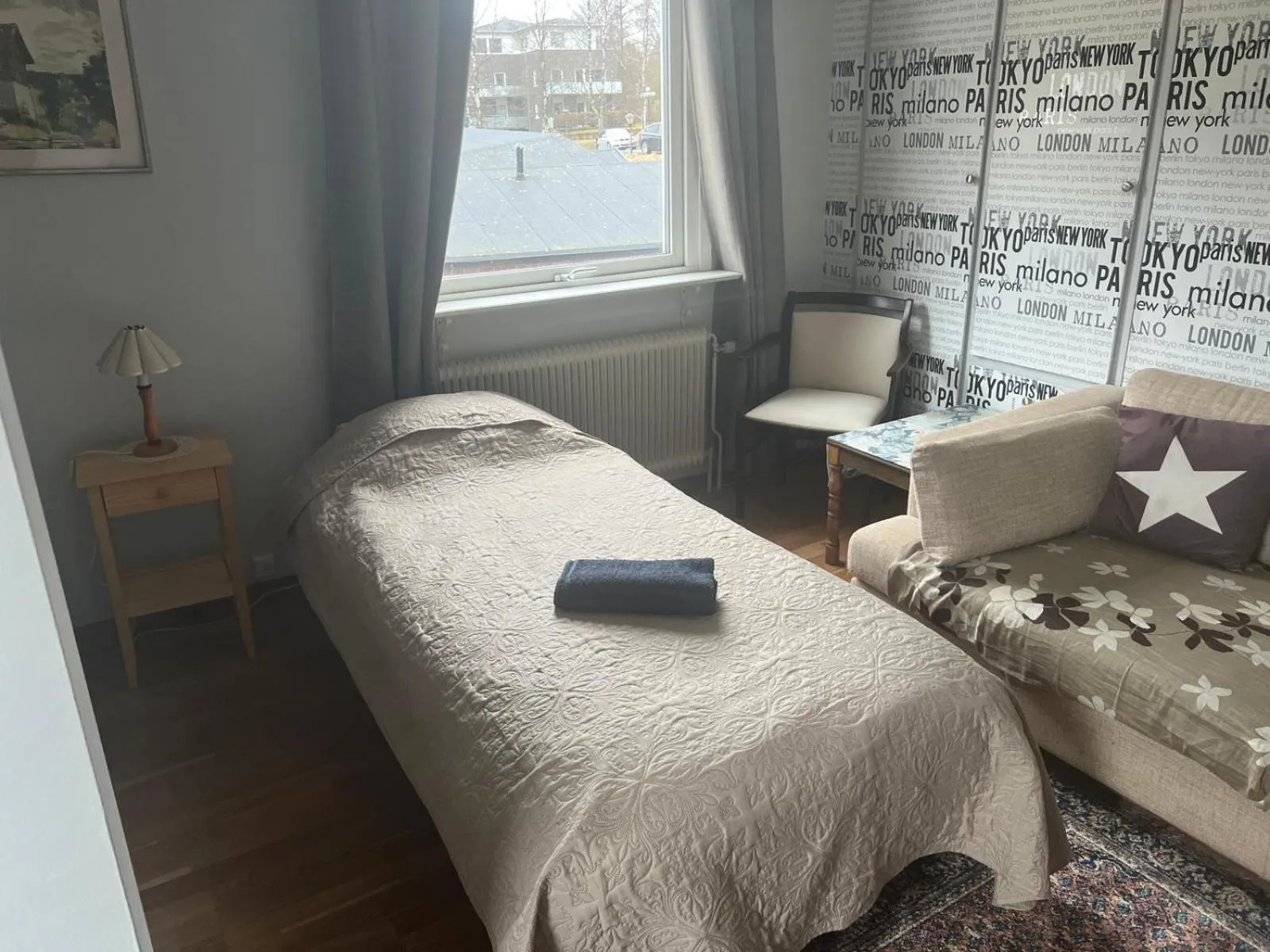 Bed in Stop at The Cross