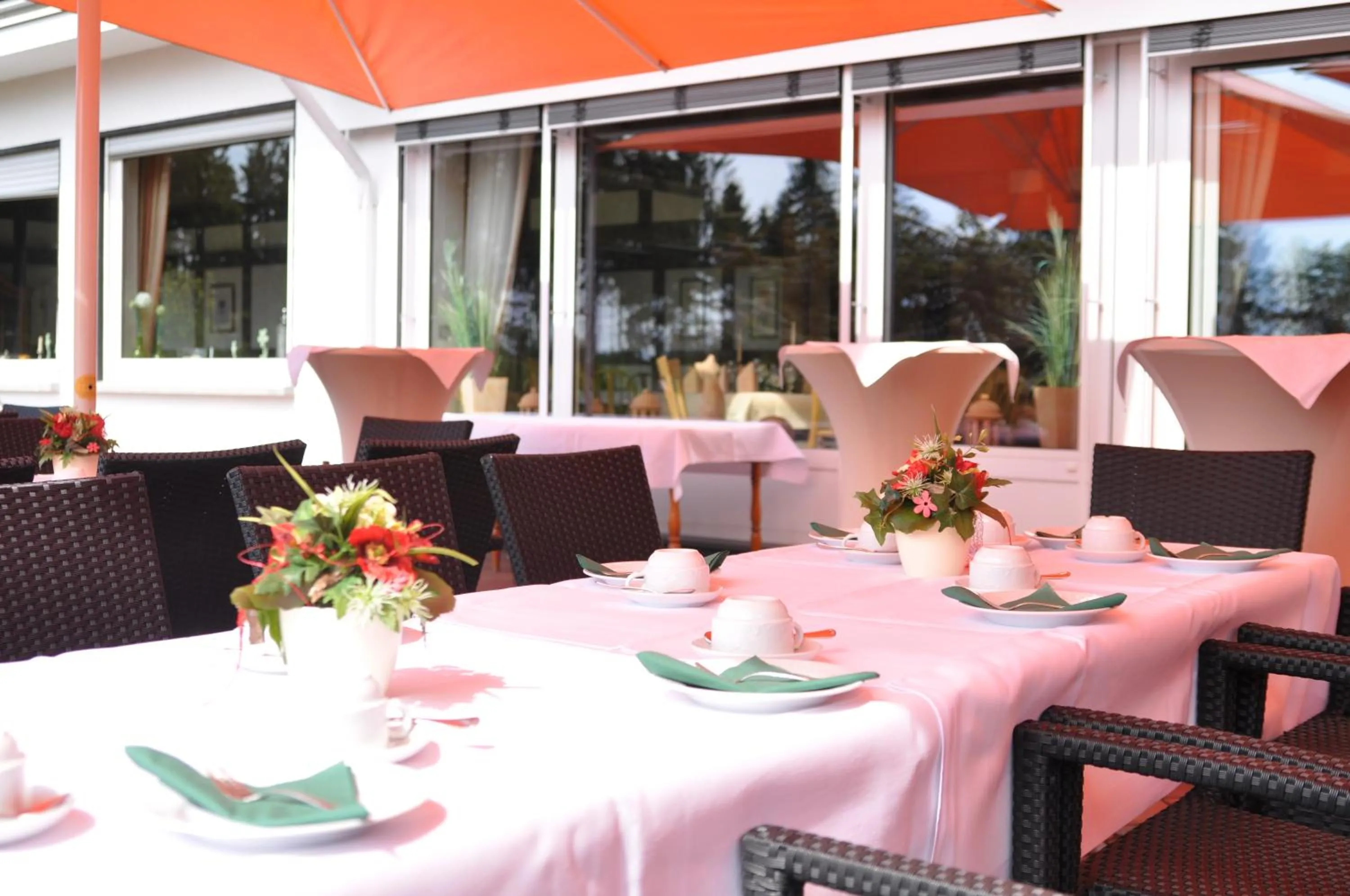 Restaurant/places to eat in Hotel Landhaus Berghof