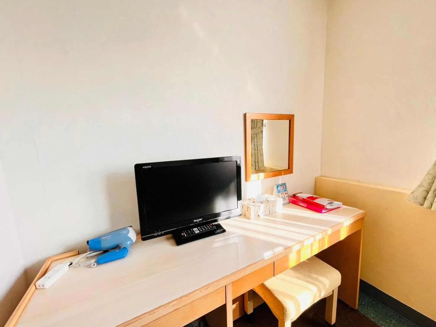 TV and multimedia in Hotel Orox