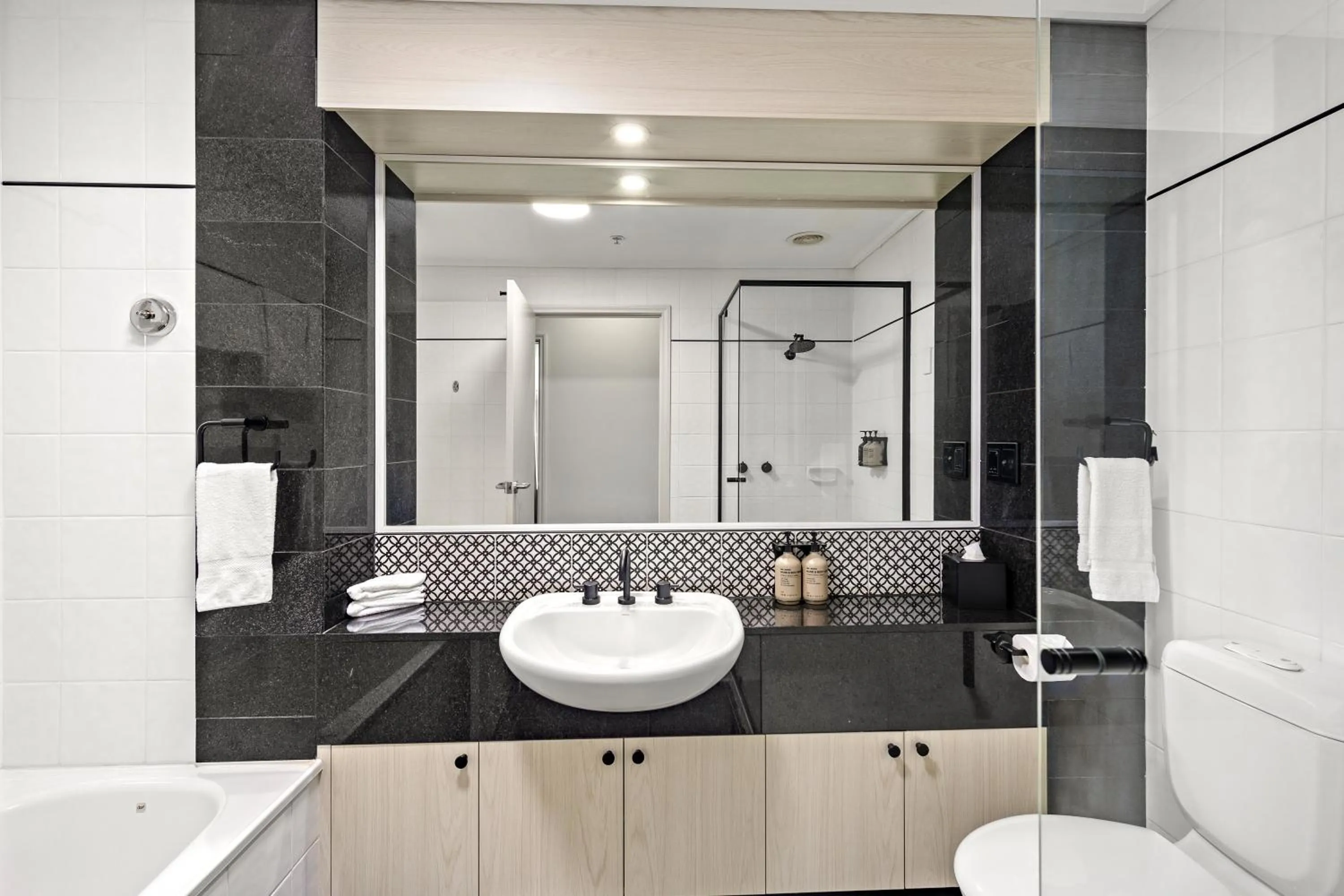 Shower in Melbourne City Suites