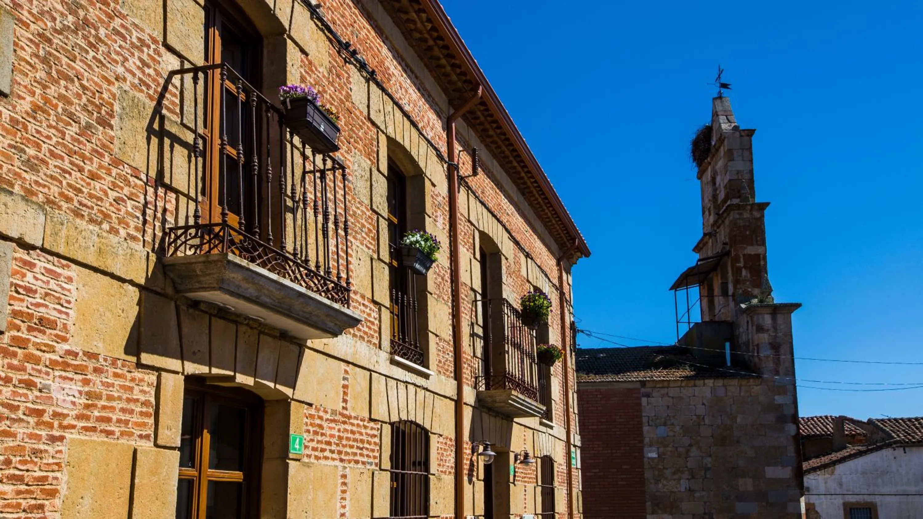 Property building in Posada Real del Buen Camino, alojamiento rural