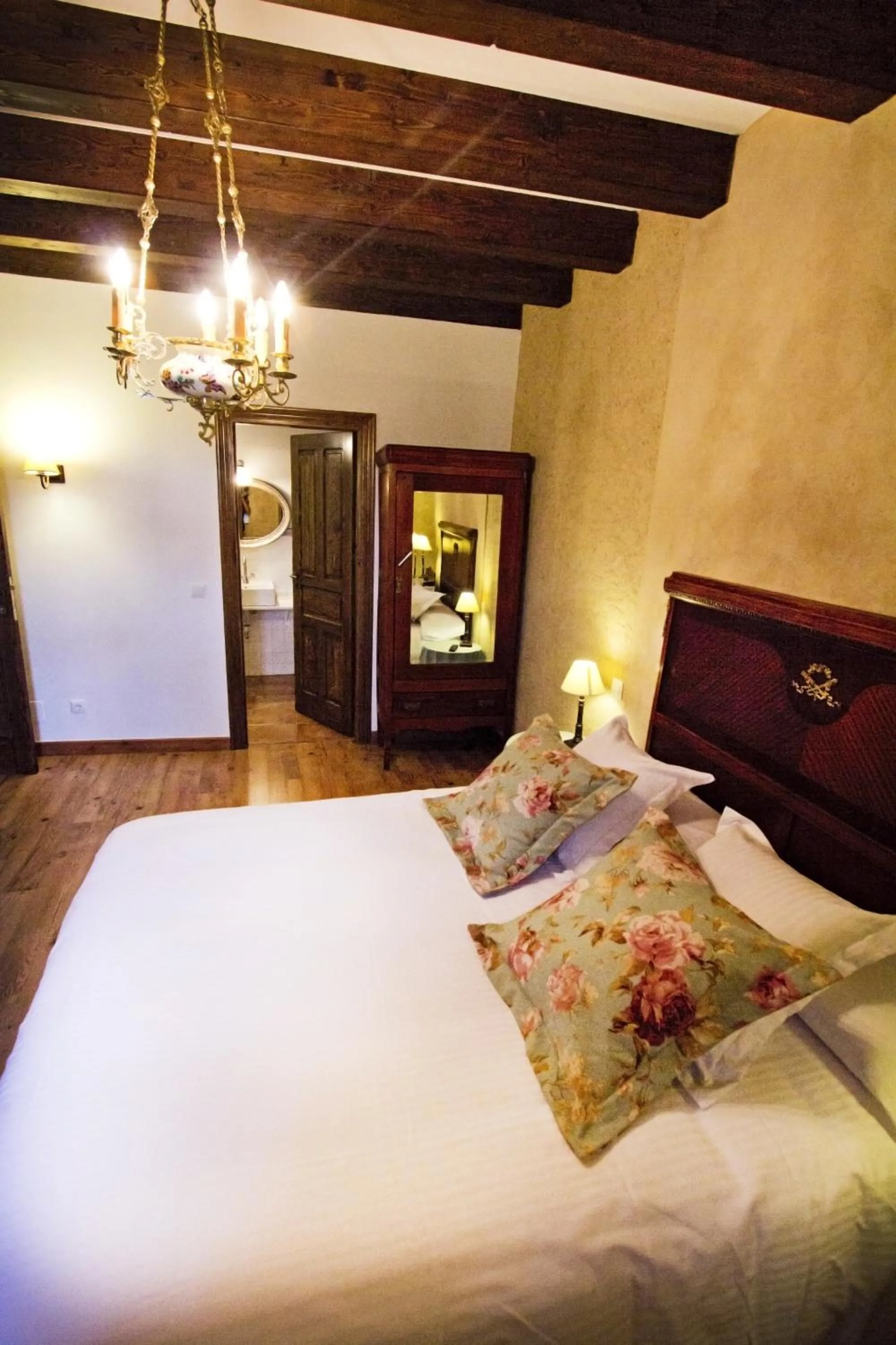 Bedroom, Bed in Posada Real del Buen Camino, alojamiento rural