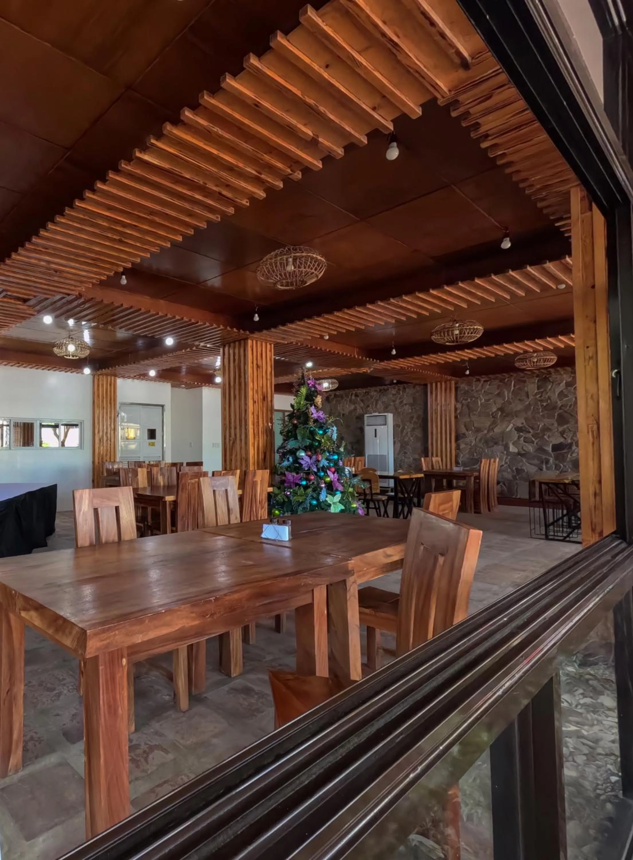 Restaurant/places to eat in The Blessed Purple Bamboo Beach Resort