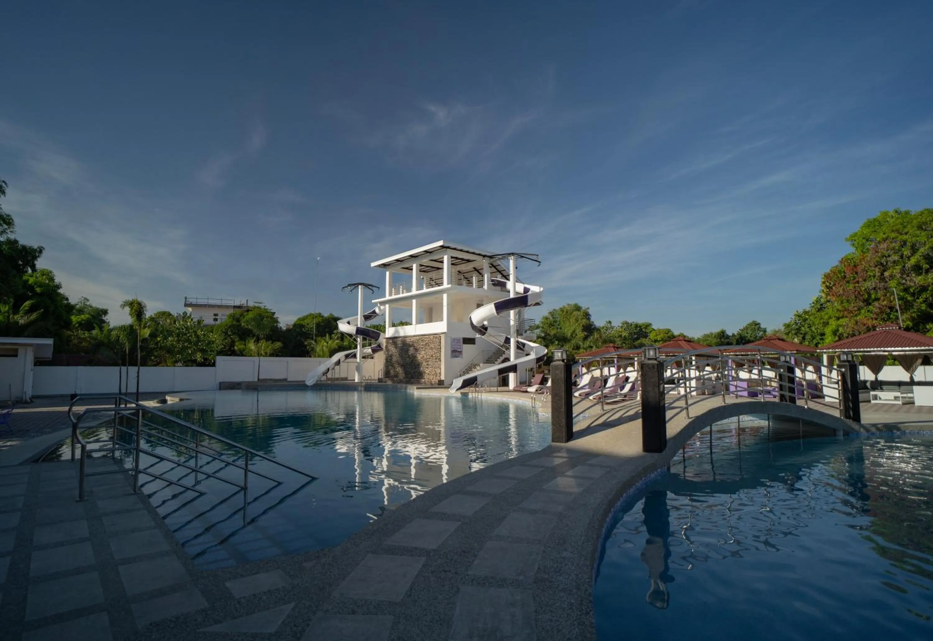 Swimming pool in The Blessed Purple Bamboo Beach Resort