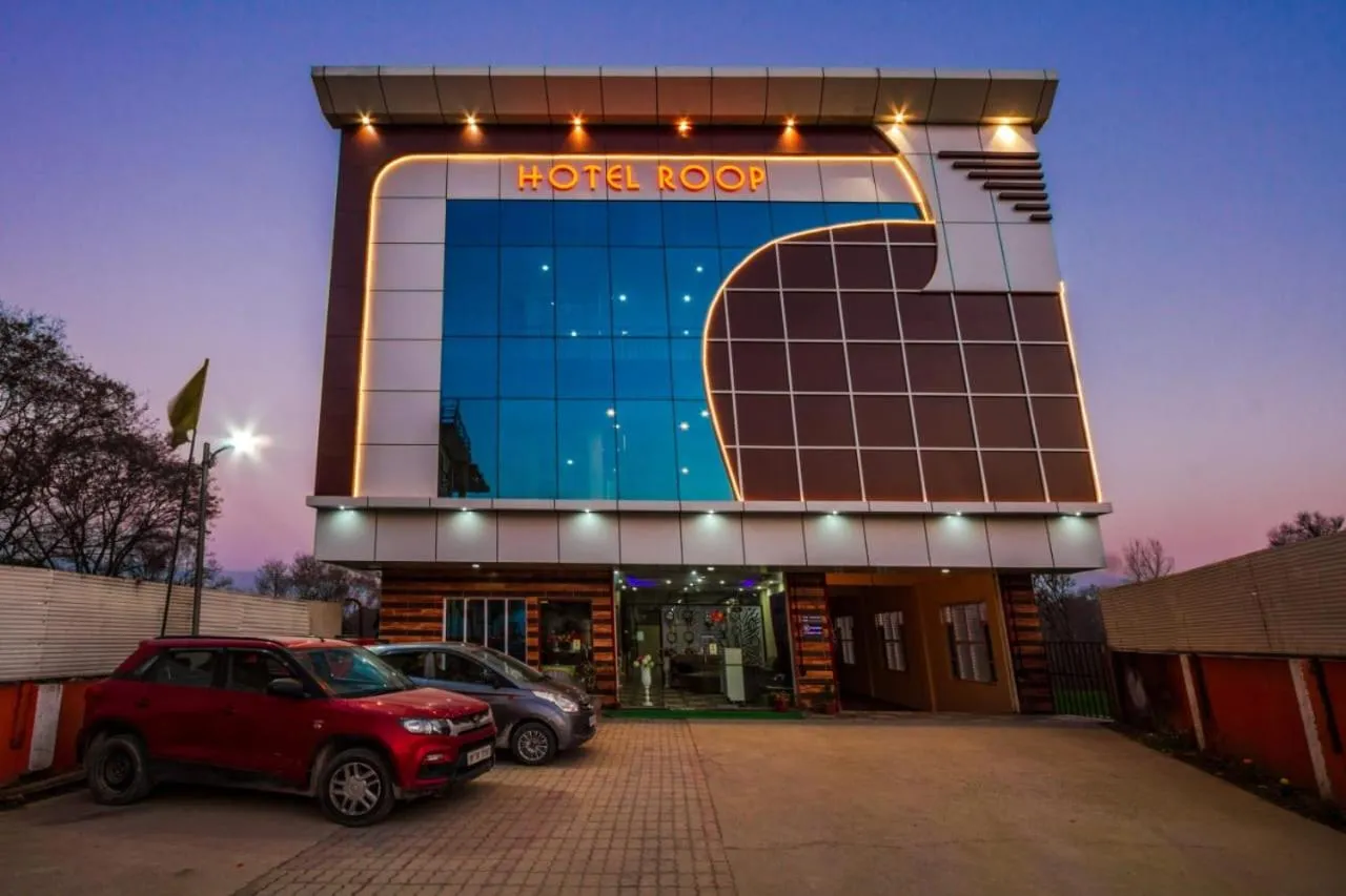 Property building in Hotel Roop