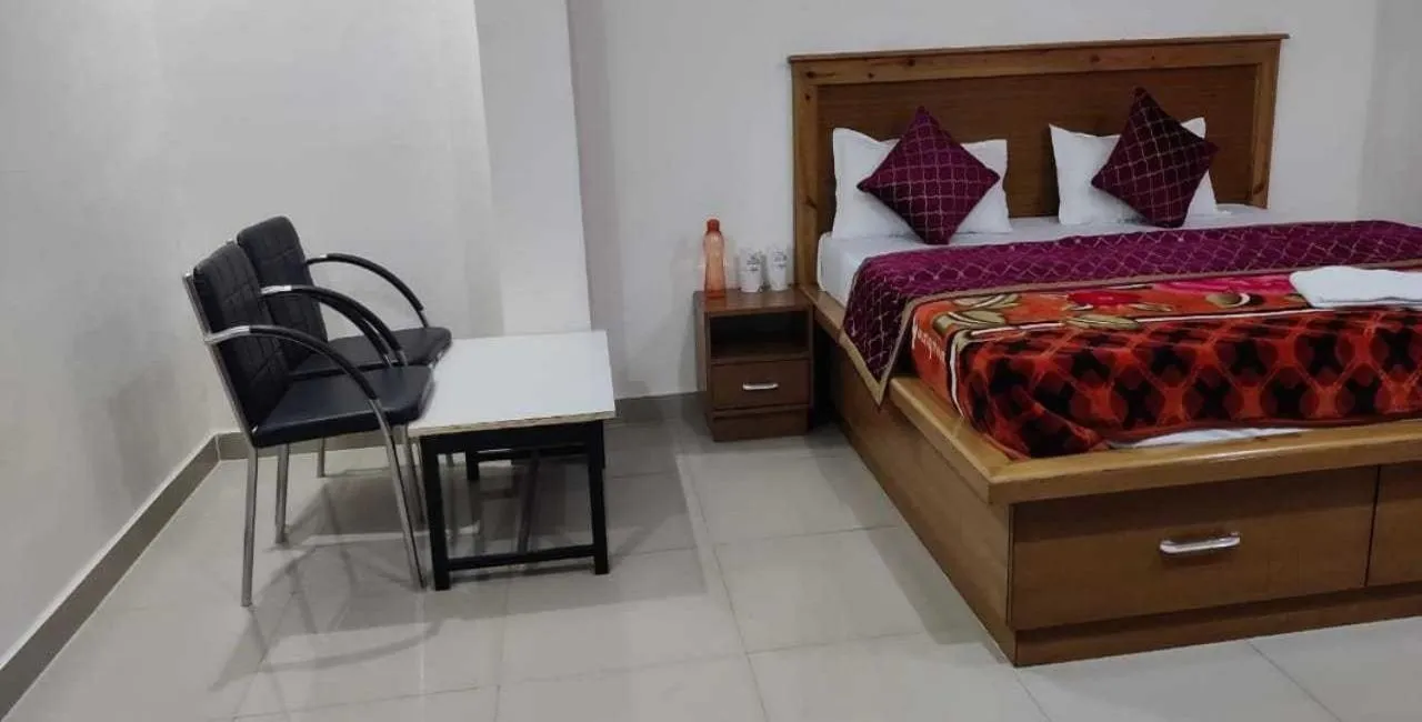 Bedroom in Hotel Roop
