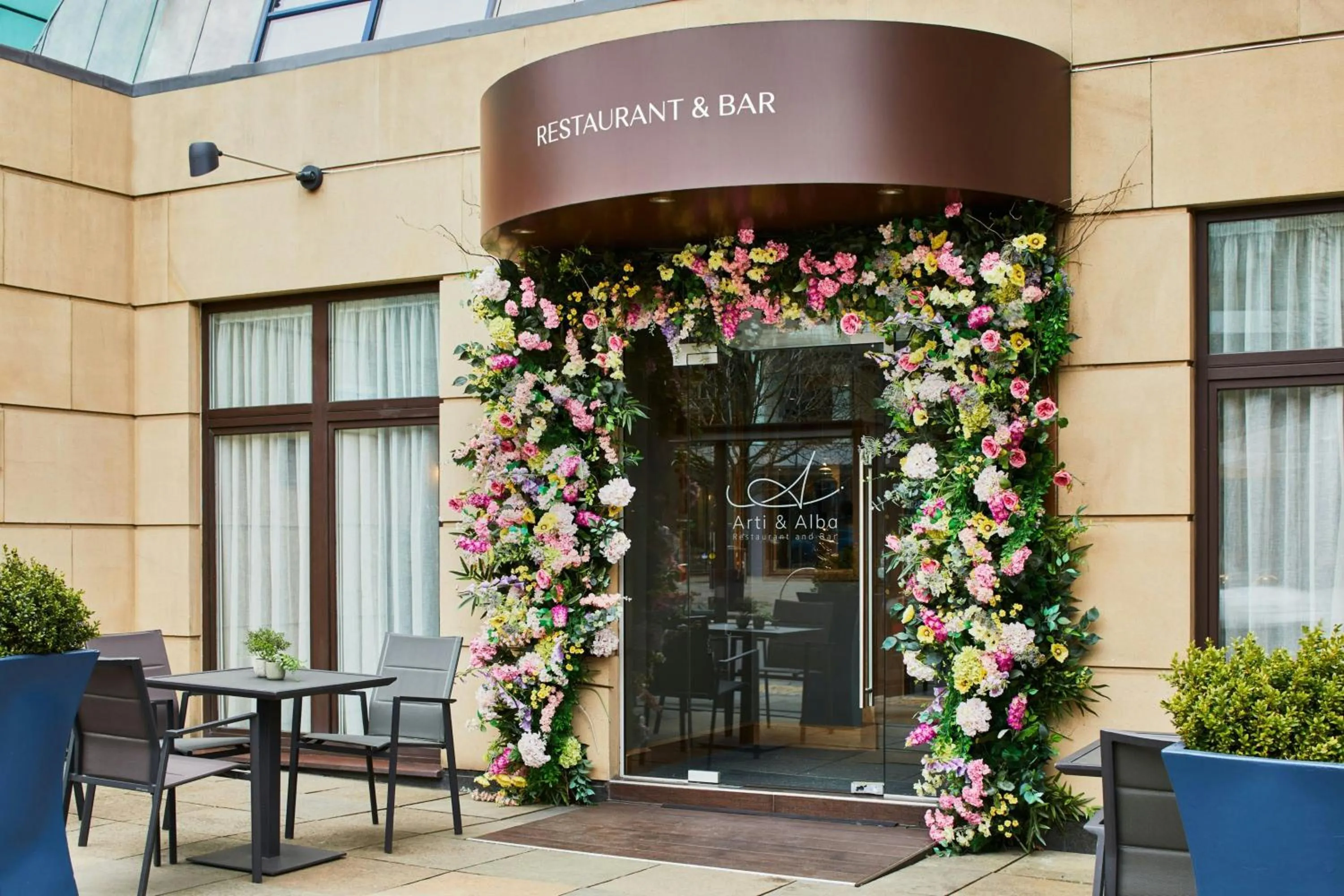 Restaurant/places to eat in Edinburgh Marriott Hotel Holyrood