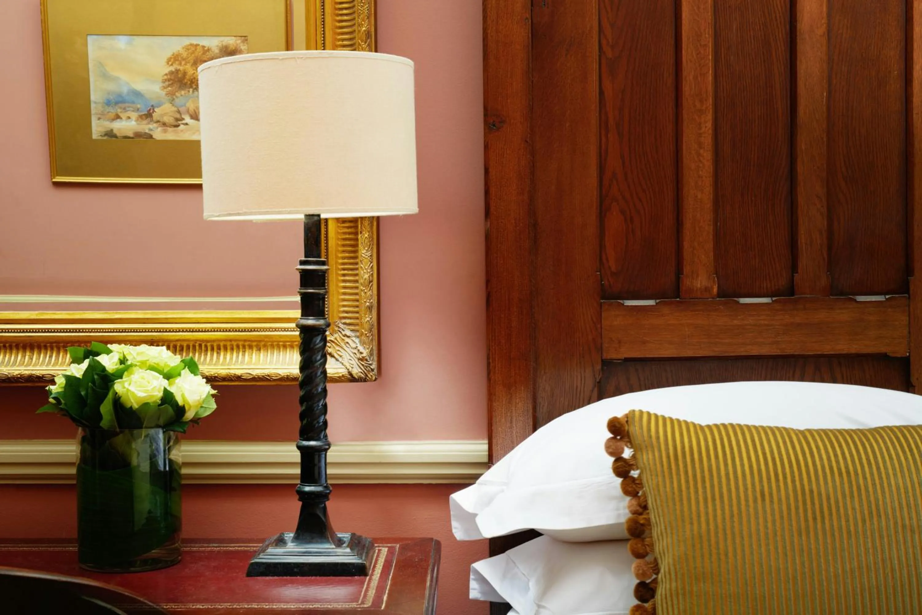 Photo of the whole room, Bed in The Gore London - Starhotels Collezione