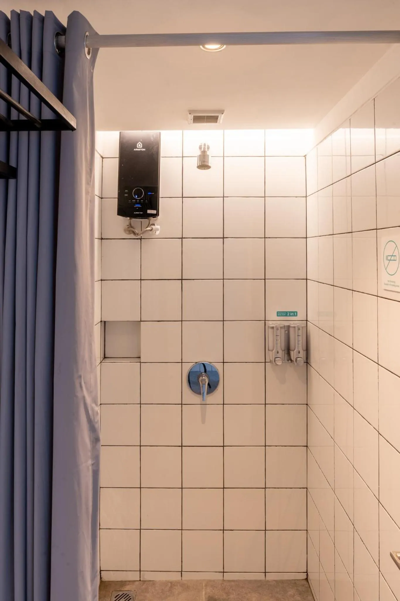 Bathroom in Bobopod Thamrin, Jakarta