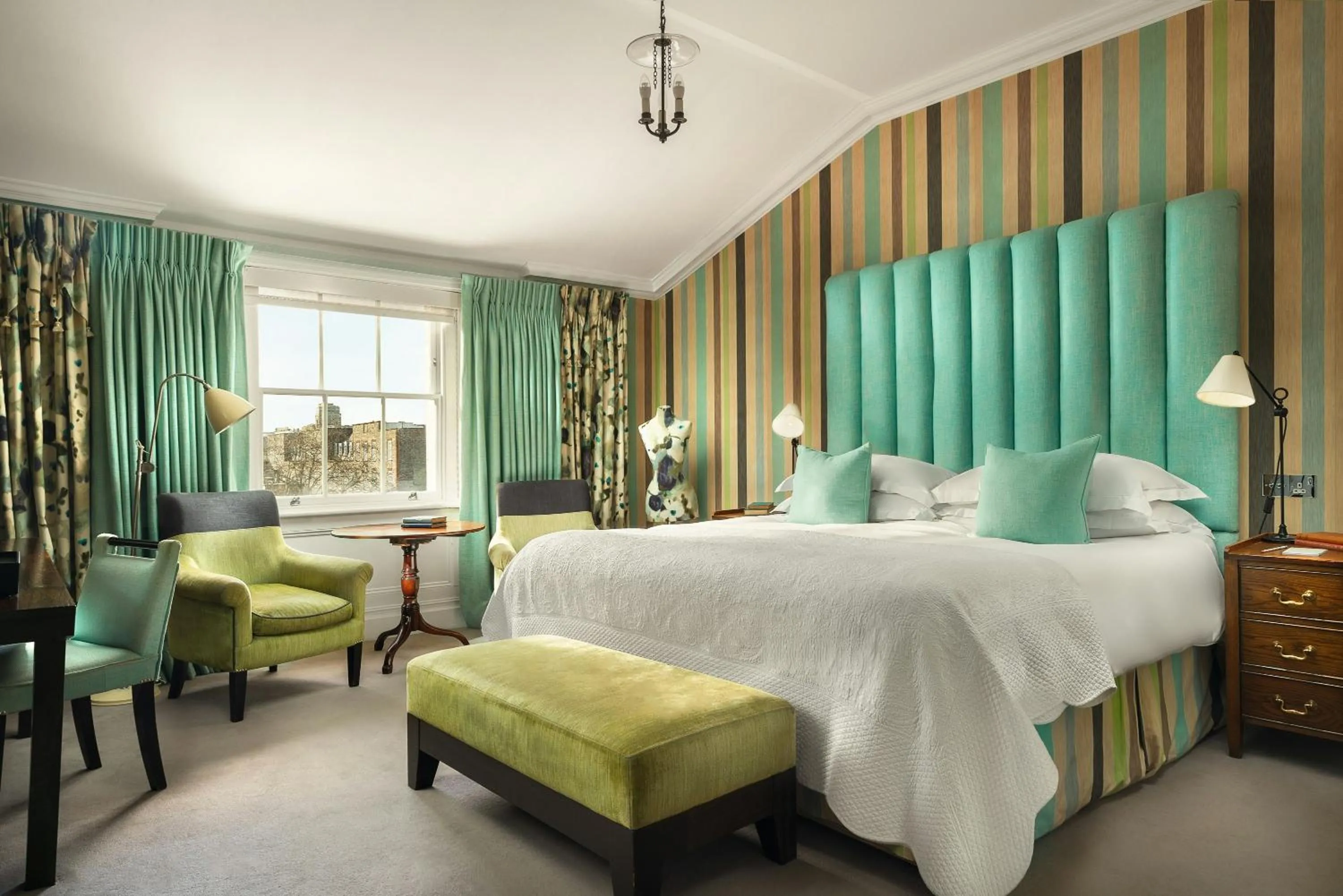 Photo of the whole room, Bed in The Pelham London - Starhotels Collezione