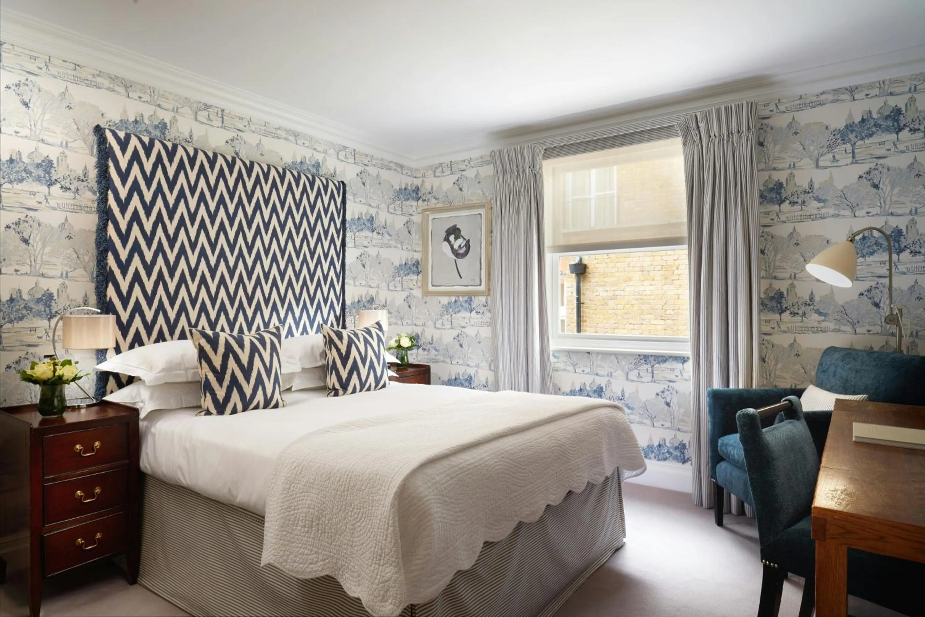 Bedroom, Bed in The Pelham London - Starhotels Collezione