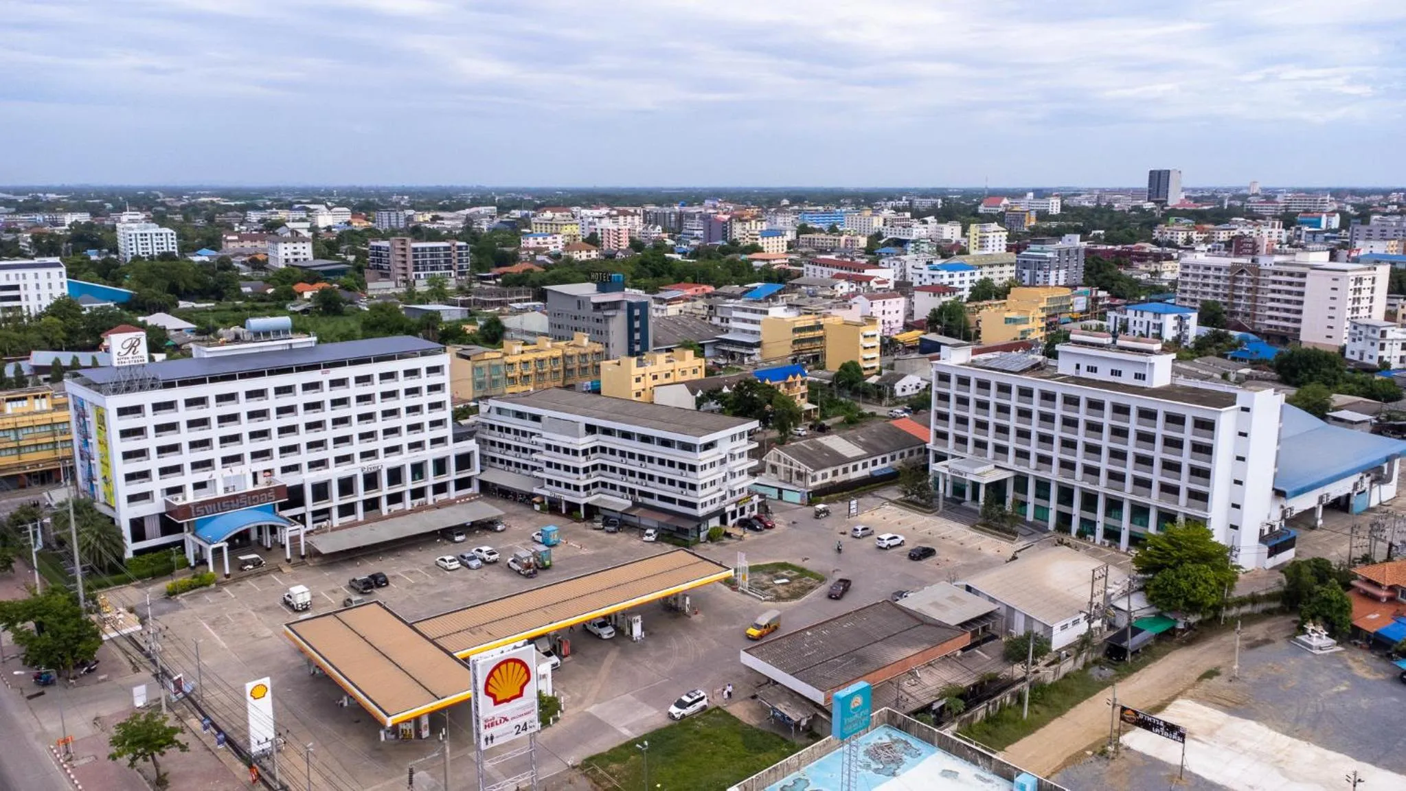 River Hotel - The Outstanding Venues Nakhon Pathom