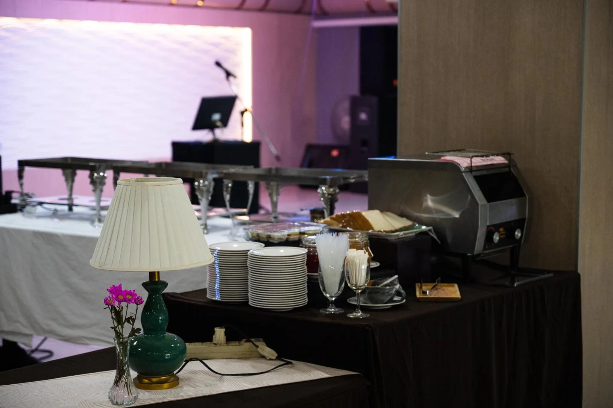 Restaurant/places to eat in River Hotel - The Outstanding Venues Nakhon Pathom