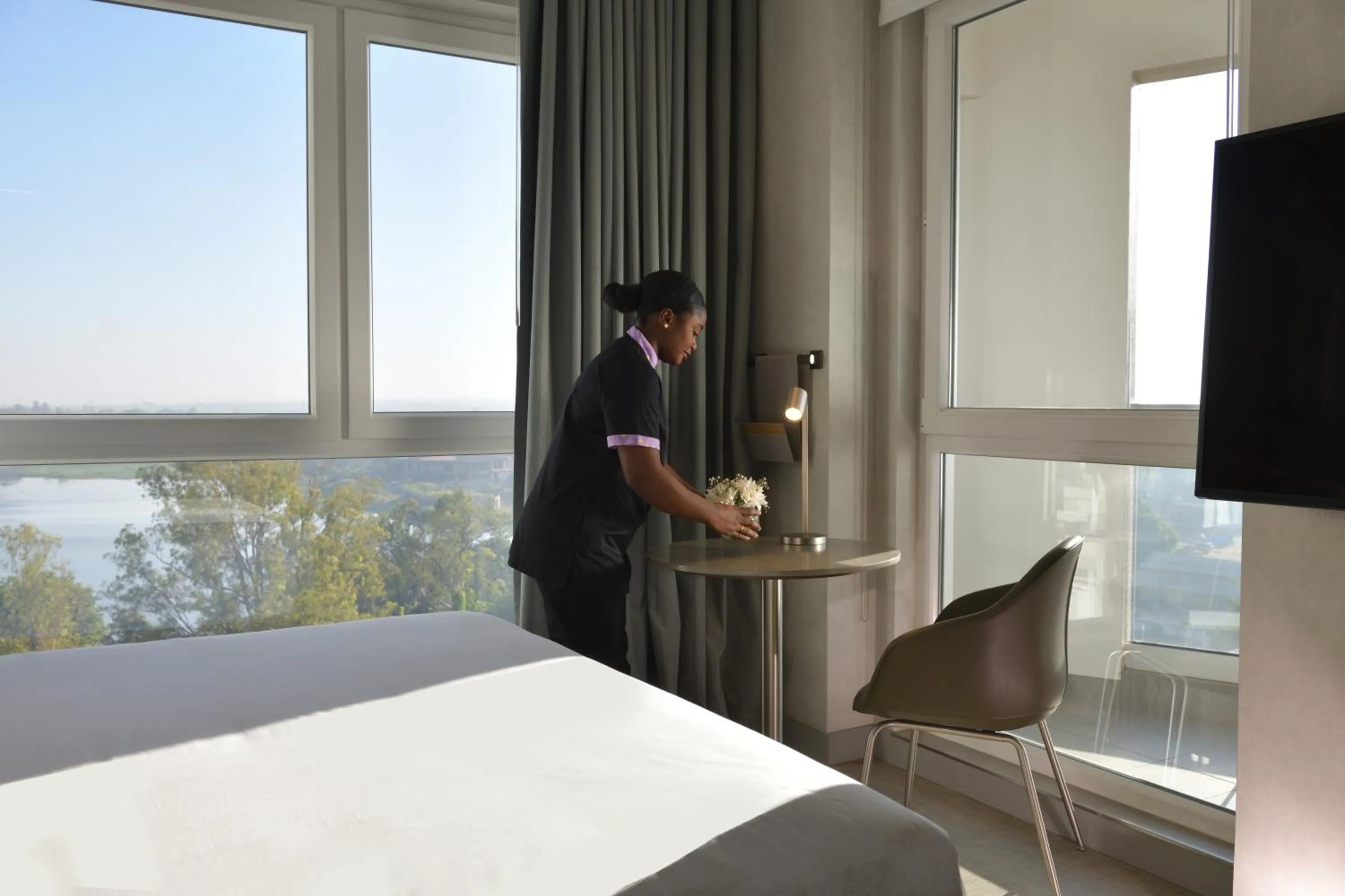 Lake view, Bed in Novotel Lubumbashi