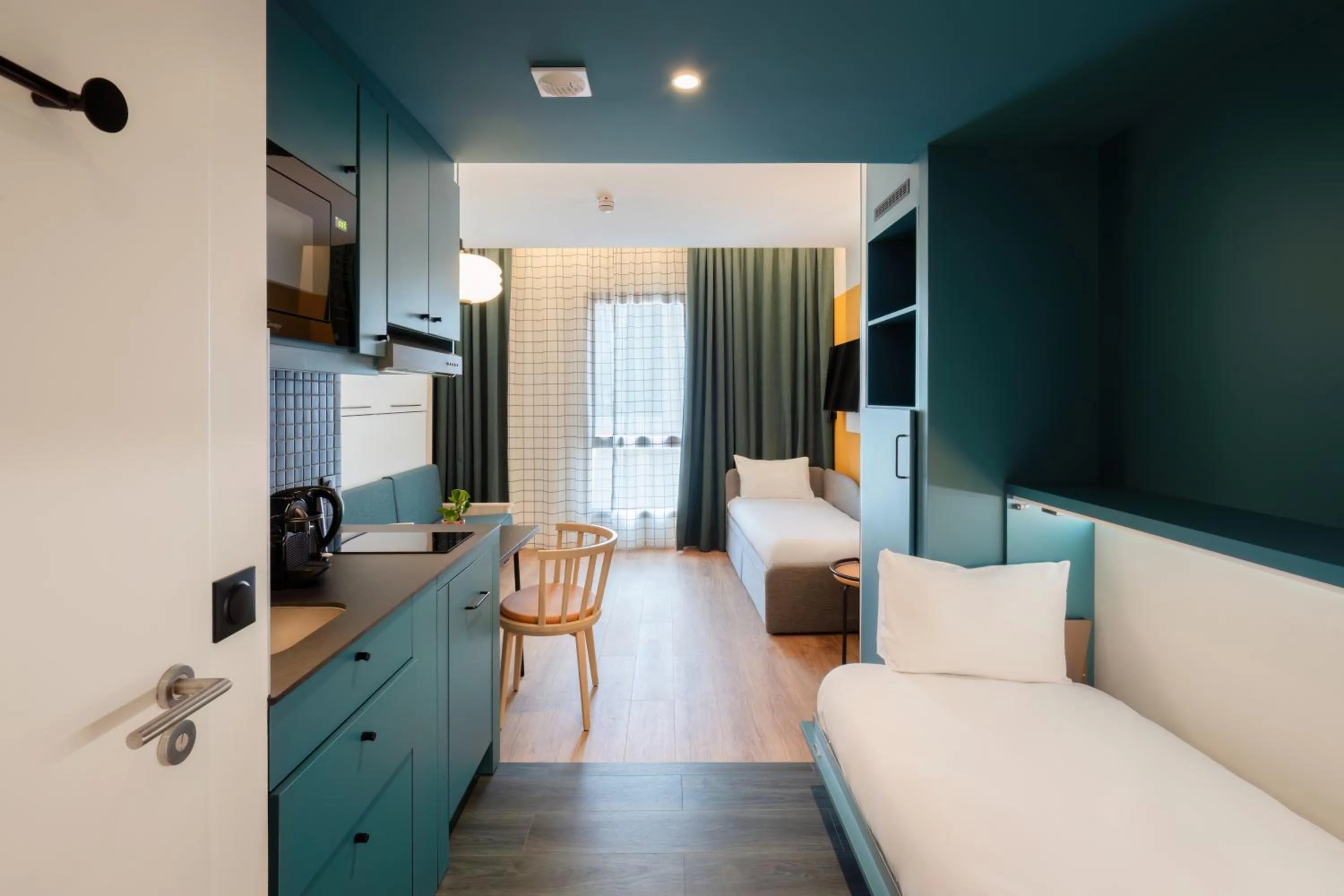 Bed in Aparthotel Adagio Access Rouen Centre Cathédrale