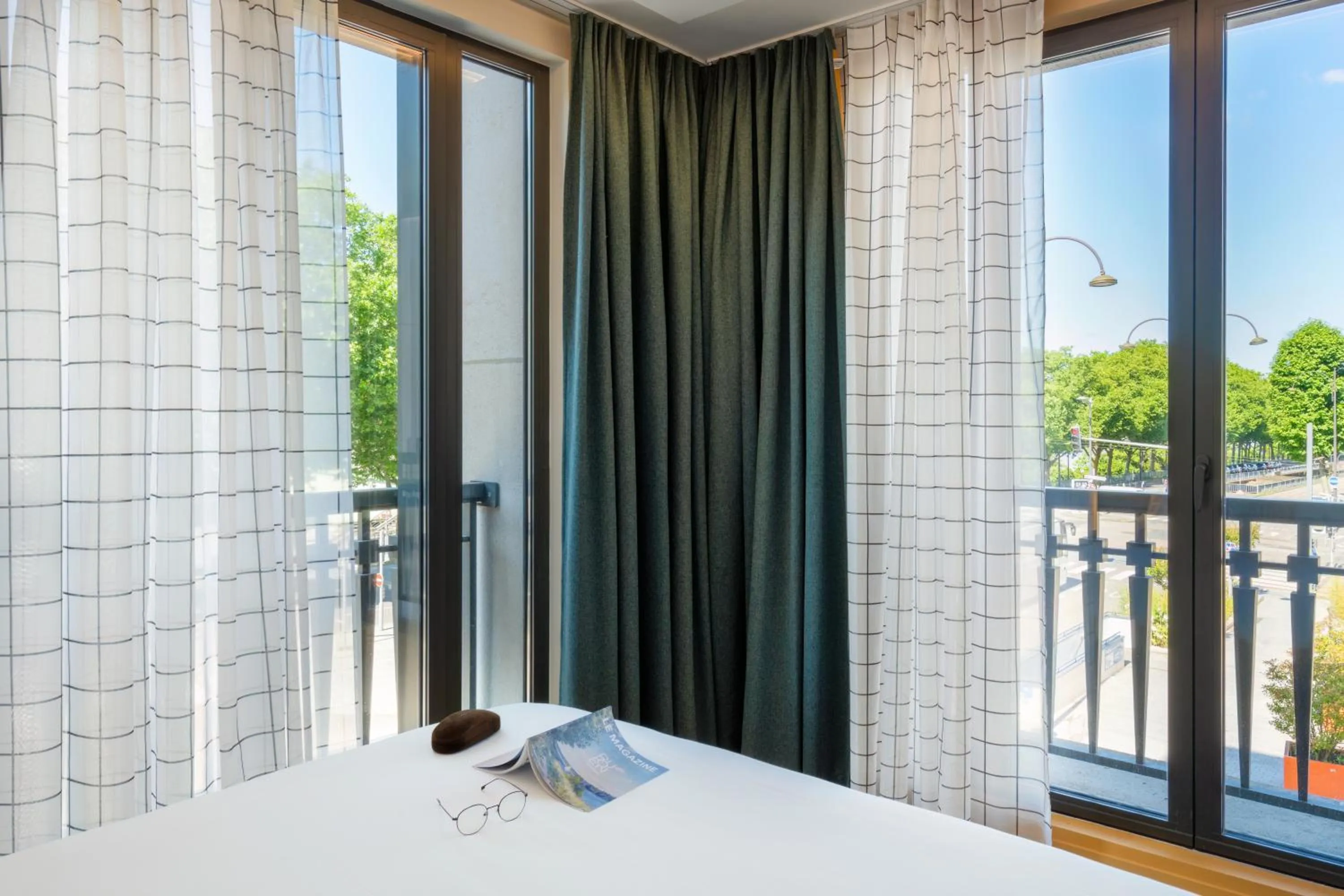 Day, Bed in Aparthotel Adagio Access Rouen Centre Cathédrale