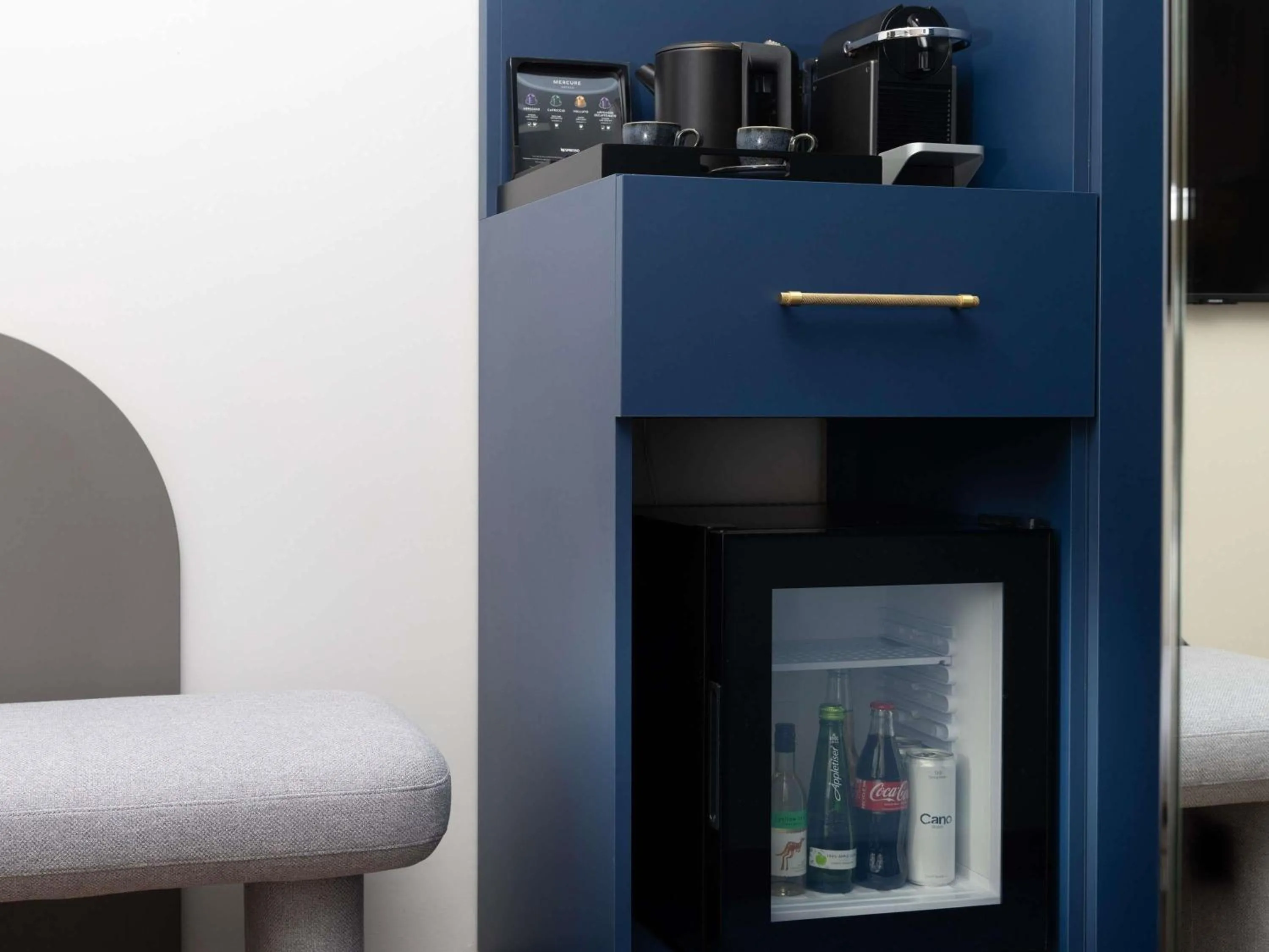 Bedroom in Mercure London Earls Court