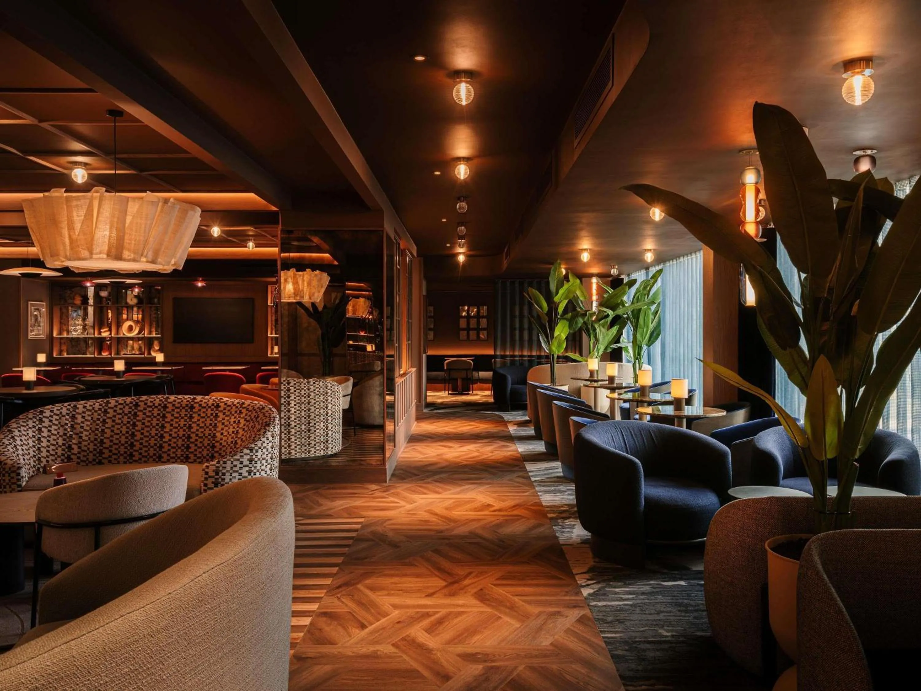 Lounge or bar in Mercure London Earls Court