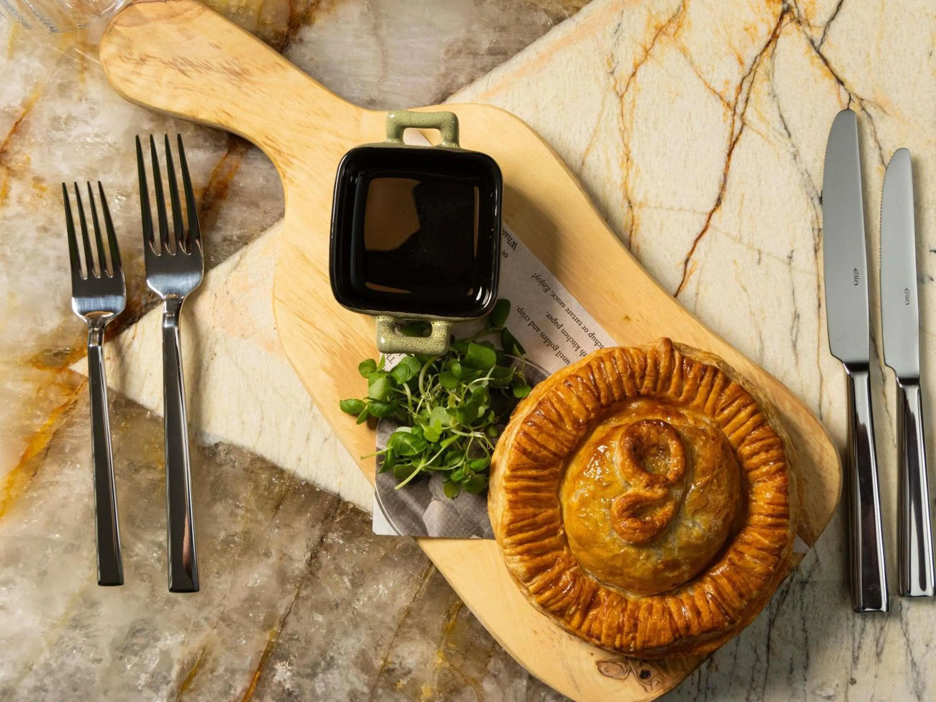 Restaurant/places to eat in Mercure London Earls Court