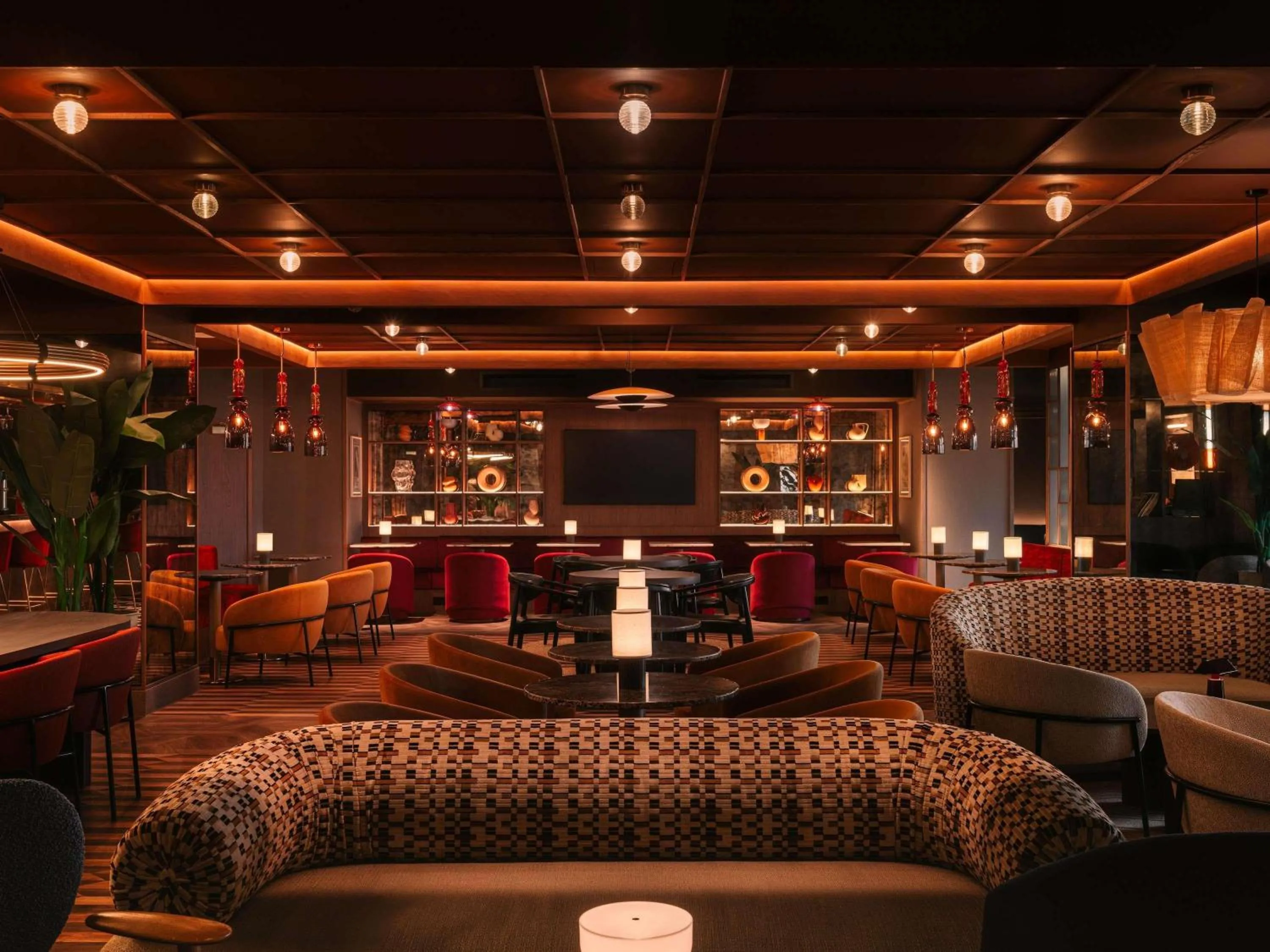 Lounge or bar in Mercure London Earls Court