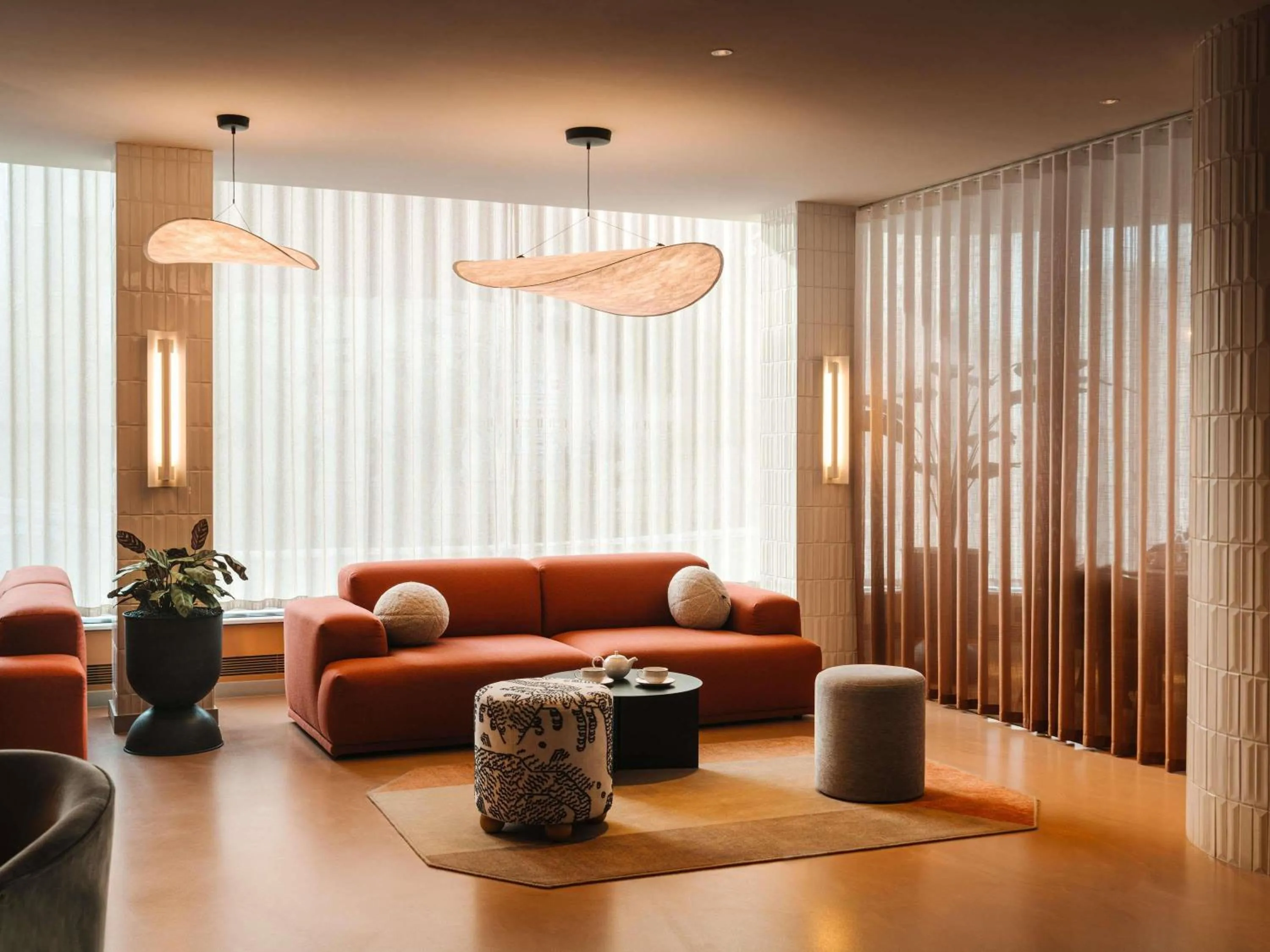 Property building in Mercure London Earls Court