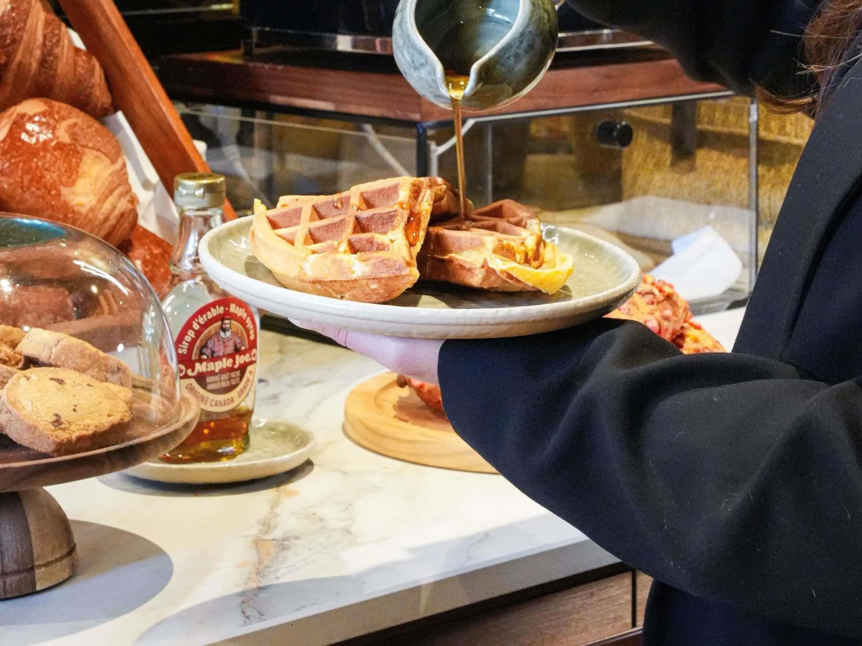 Breakfast in Hôtel Fort St Laurent Lyon - Handwritten Collection