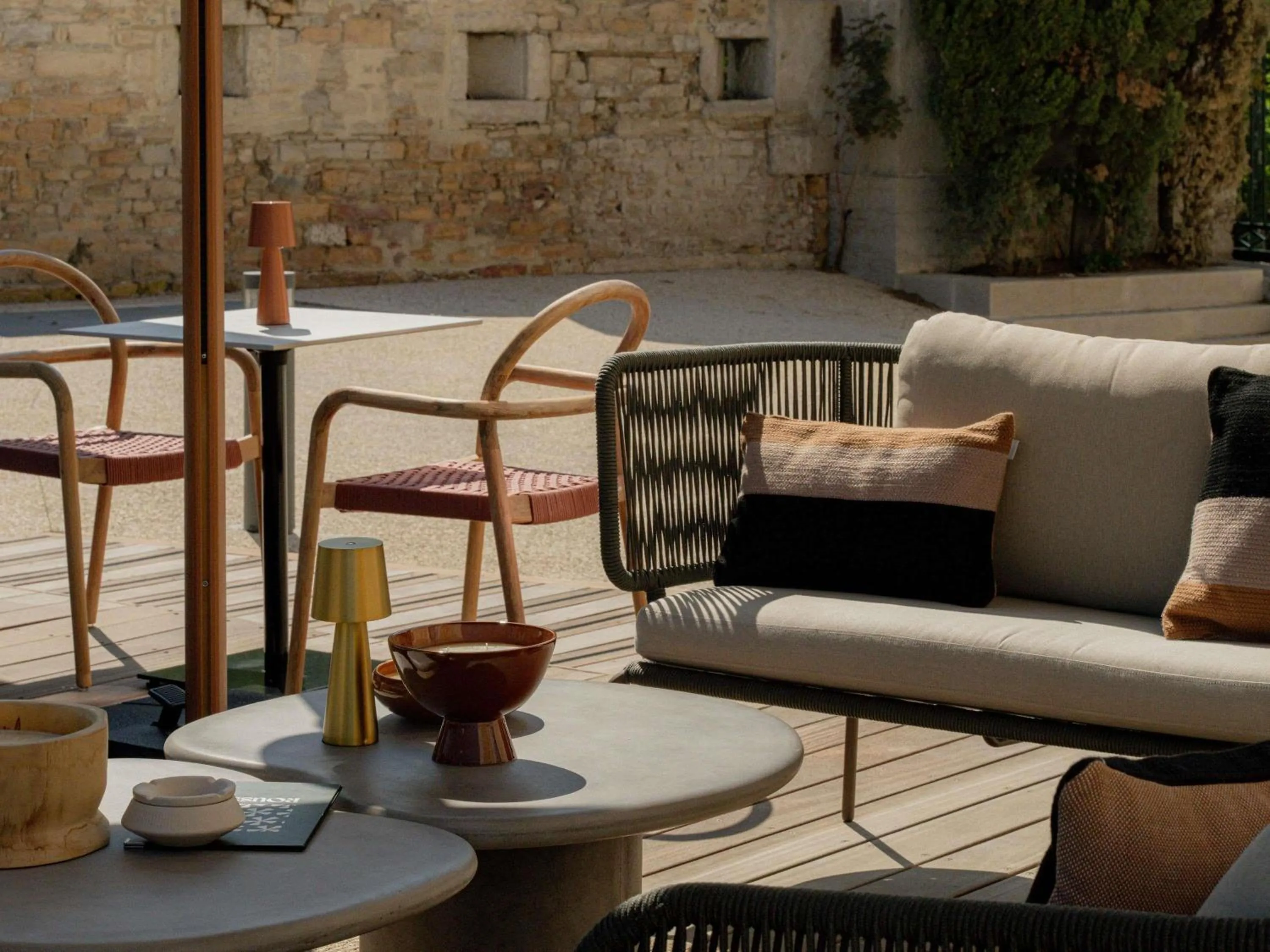 Lounge or bar in Hôtel Fort St Laurent Lyon - Handwritten Collection