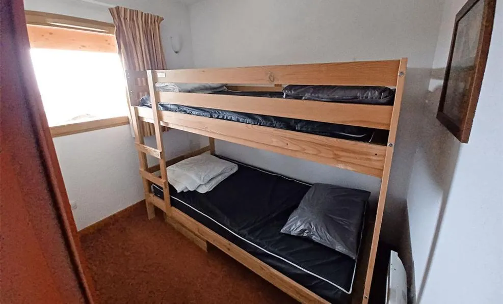 Bedroom, Bed in Vacancéole - Résidence Les Chalets de la Ramoure