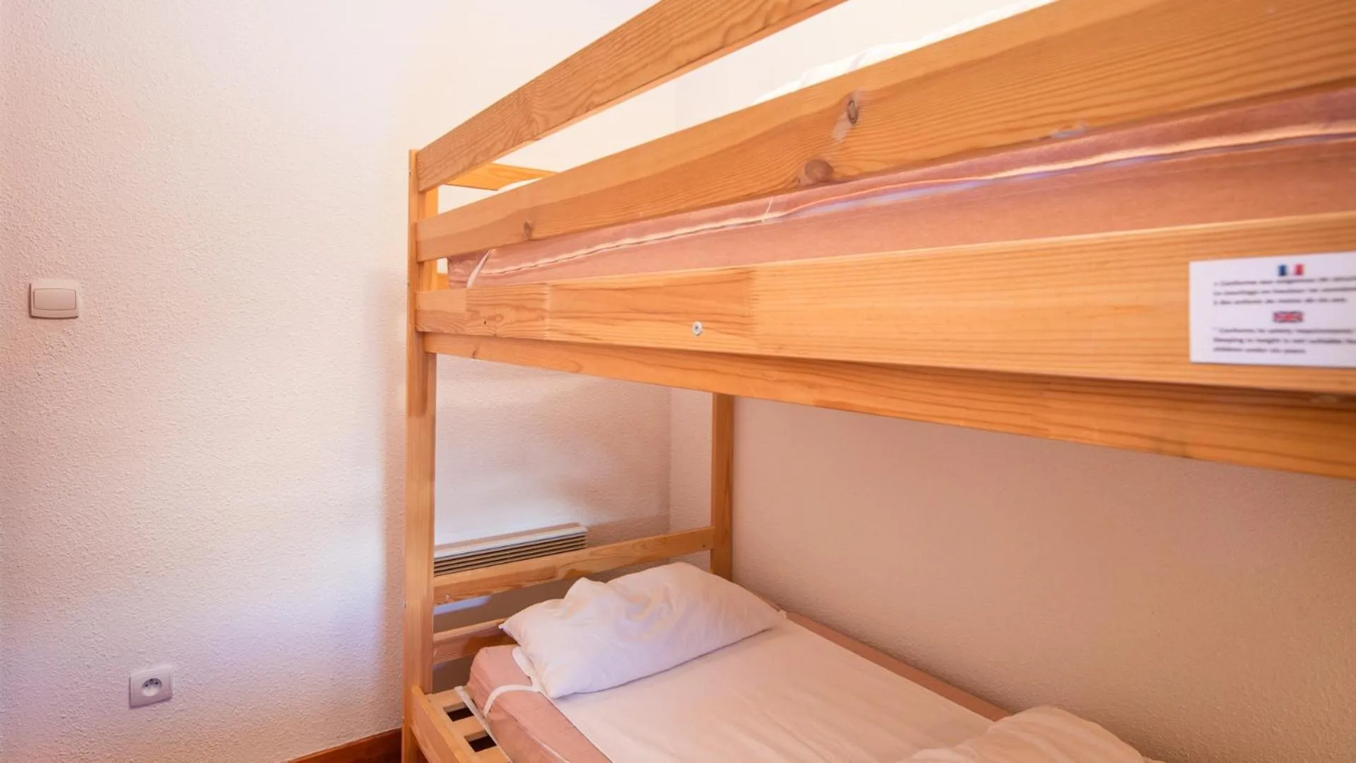 bunk bed, Bed in Vacancéole - Résidence Les Chalets de la Ramoure