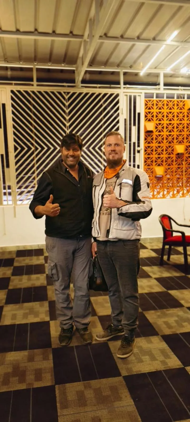 Restaurant/places to eat in C T Heights Inn