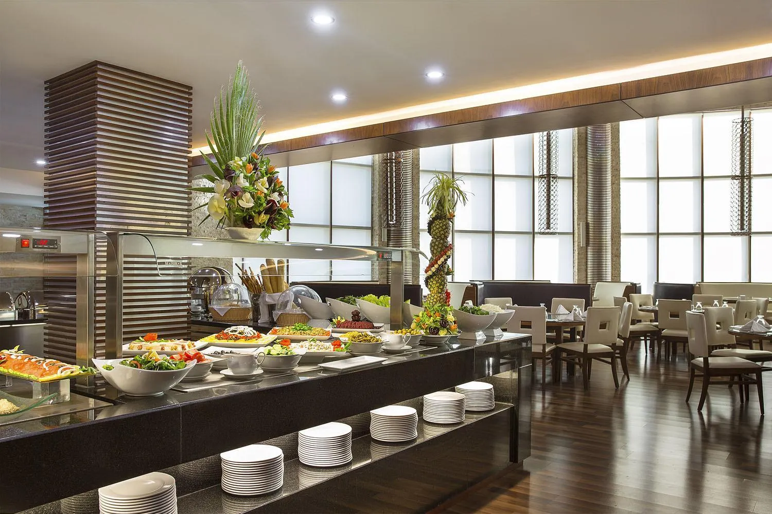 Restaurant/places to eat in Cristal Erbil Hotel