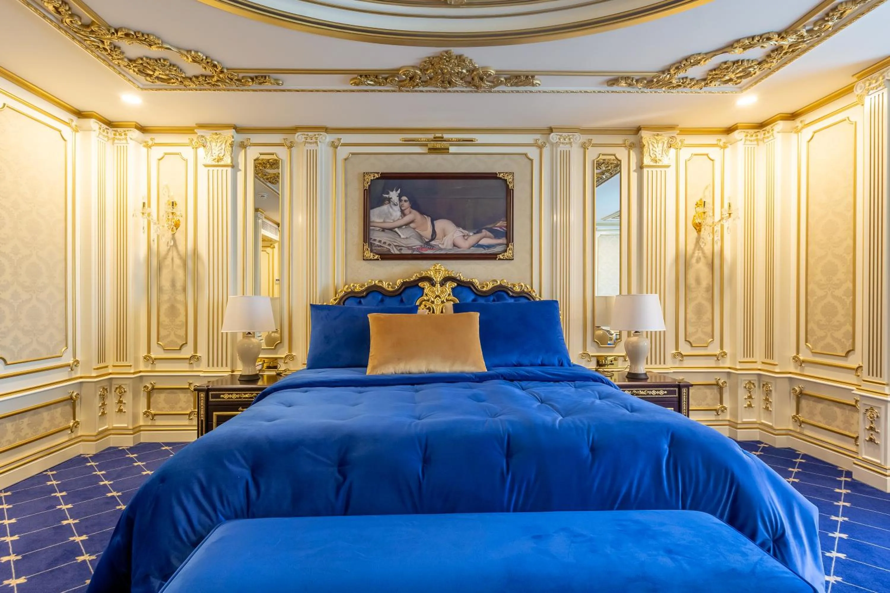 Bed in Cristal Erbil Hotel