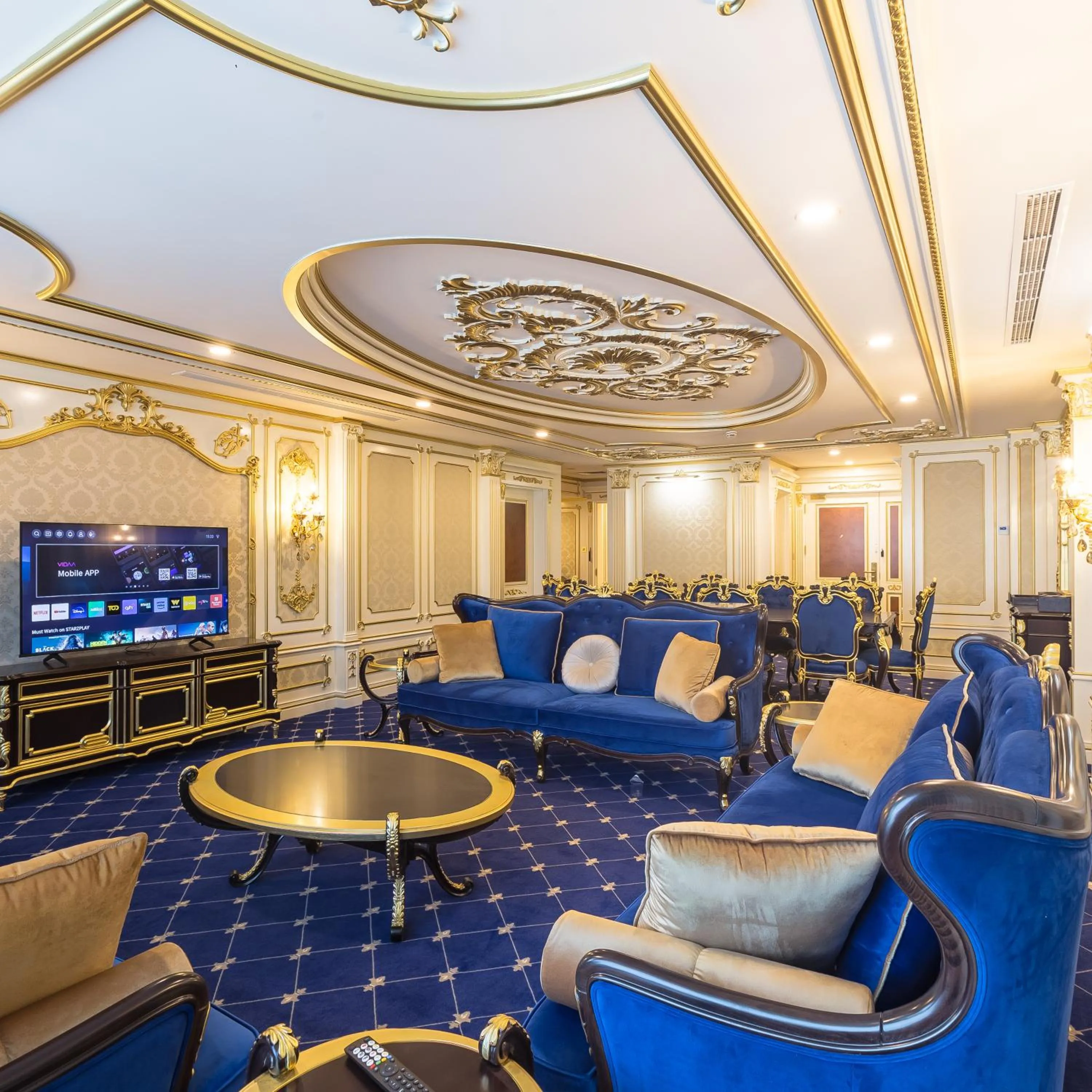 Living room in Cristal Erbil Hotel