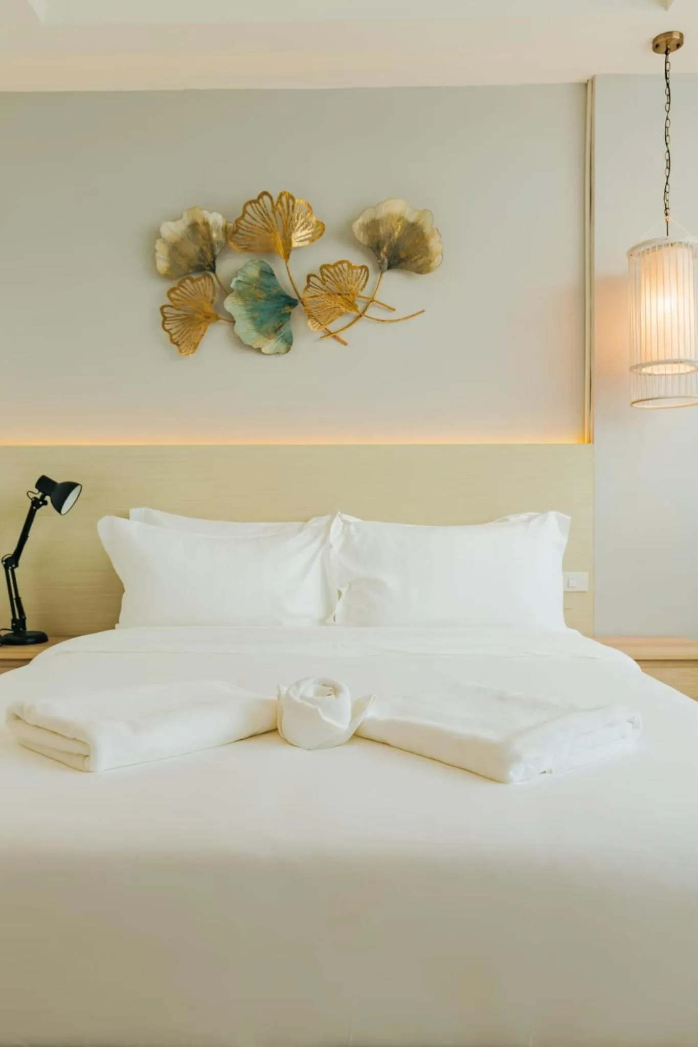 Apartment with Balcony in Kamala Havana Hotel and Cafe