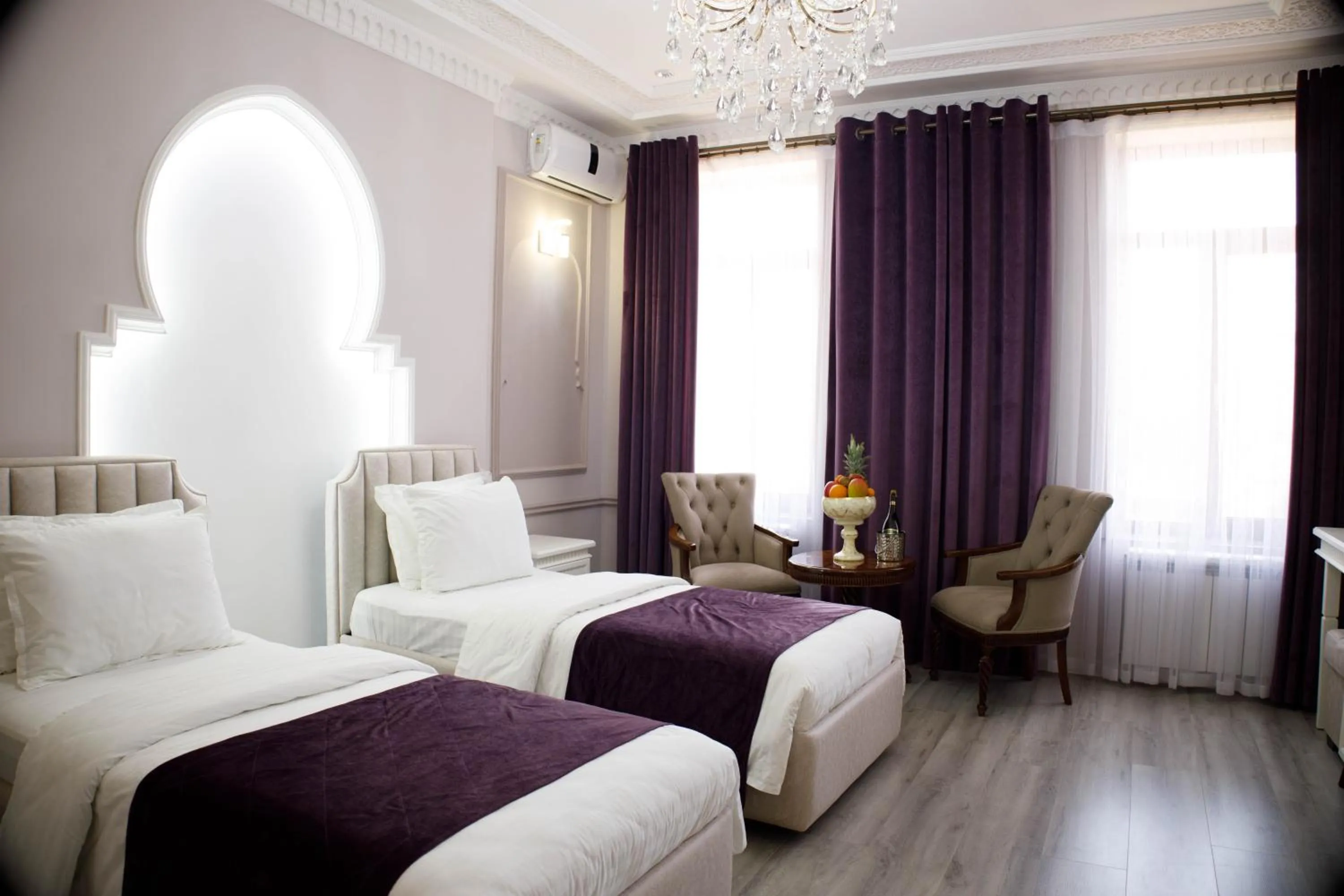 Bed in Hotel Dali Samarkand