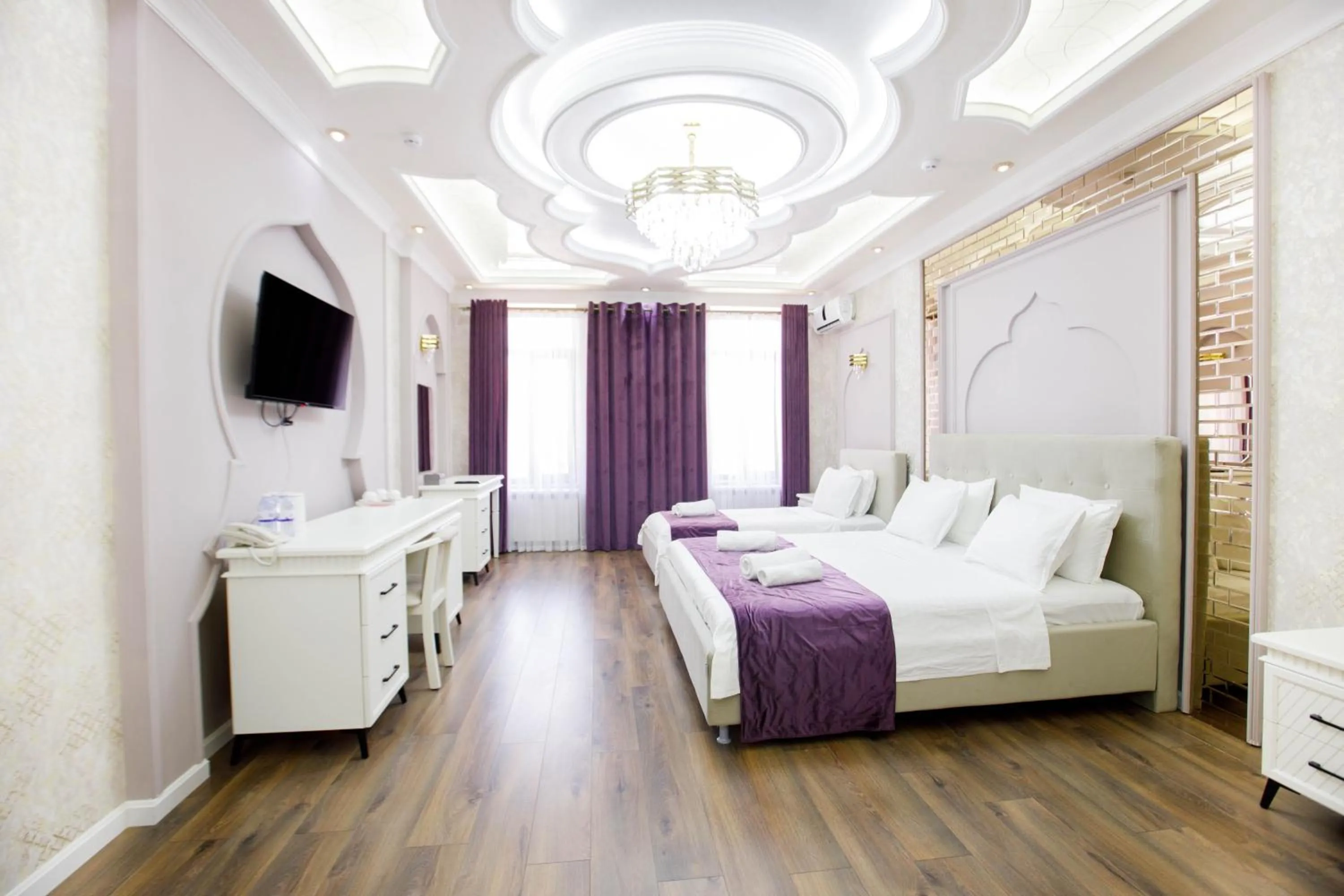 Bed in Hotel Dali Samarkand