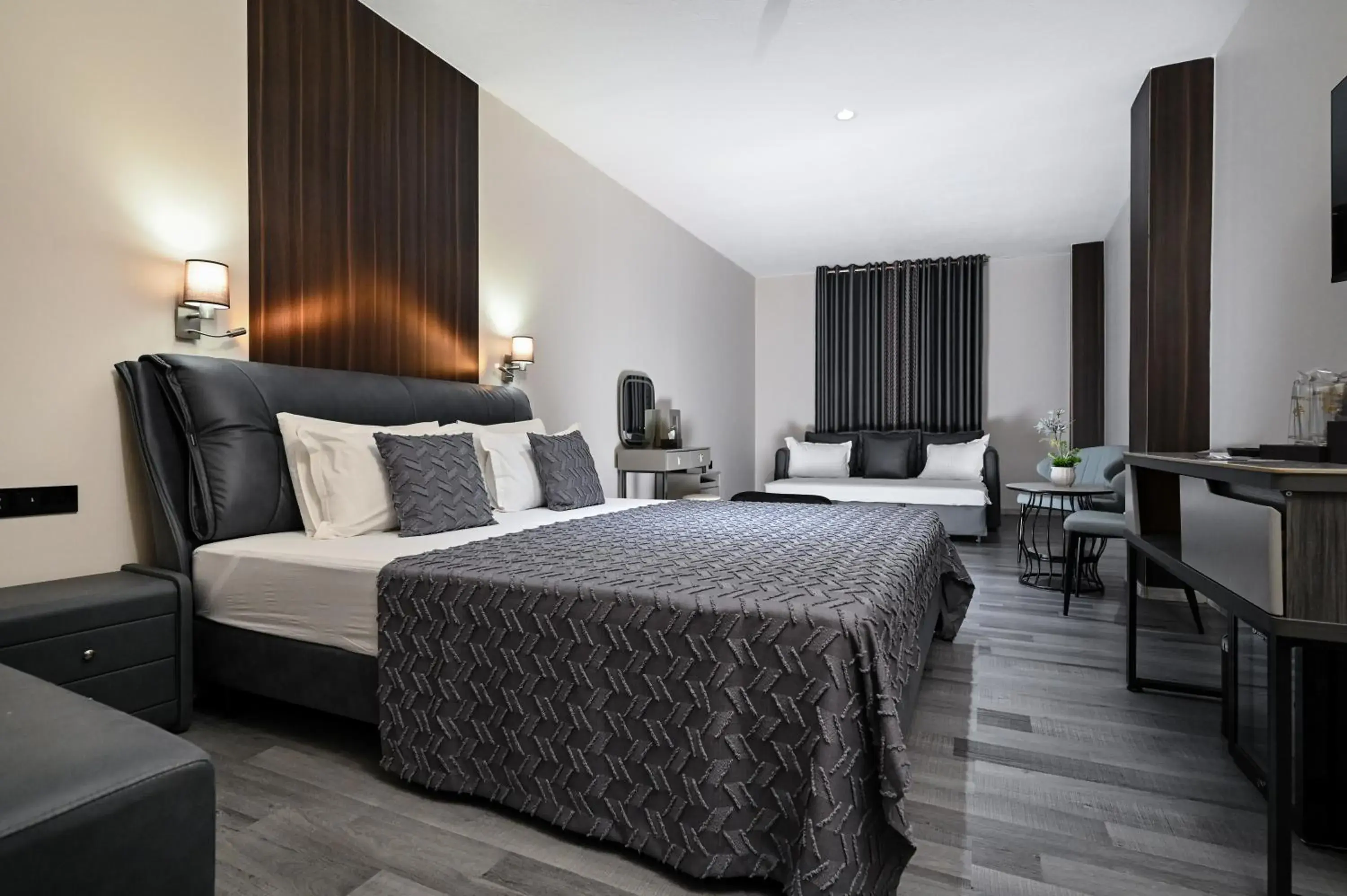 Family Room with Terrace in Grey Star Hotel Family Room with Terrace in Grey Star Hotel